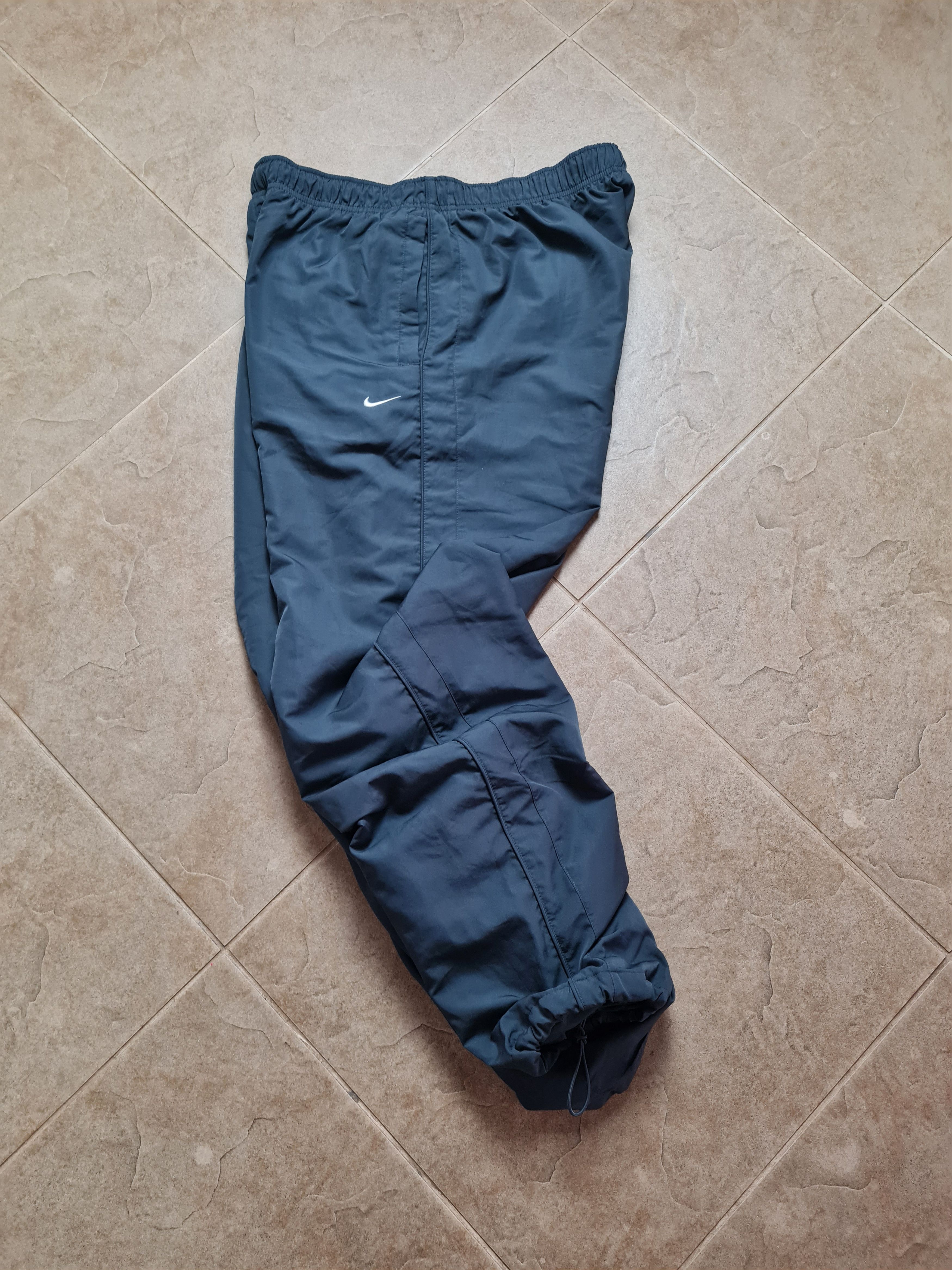 Nike Drill Track Pants Swoosh Y2K Rap TN Nike Nylon Big Logo Size US 34 / EU 50 - 12 Thumbnail
