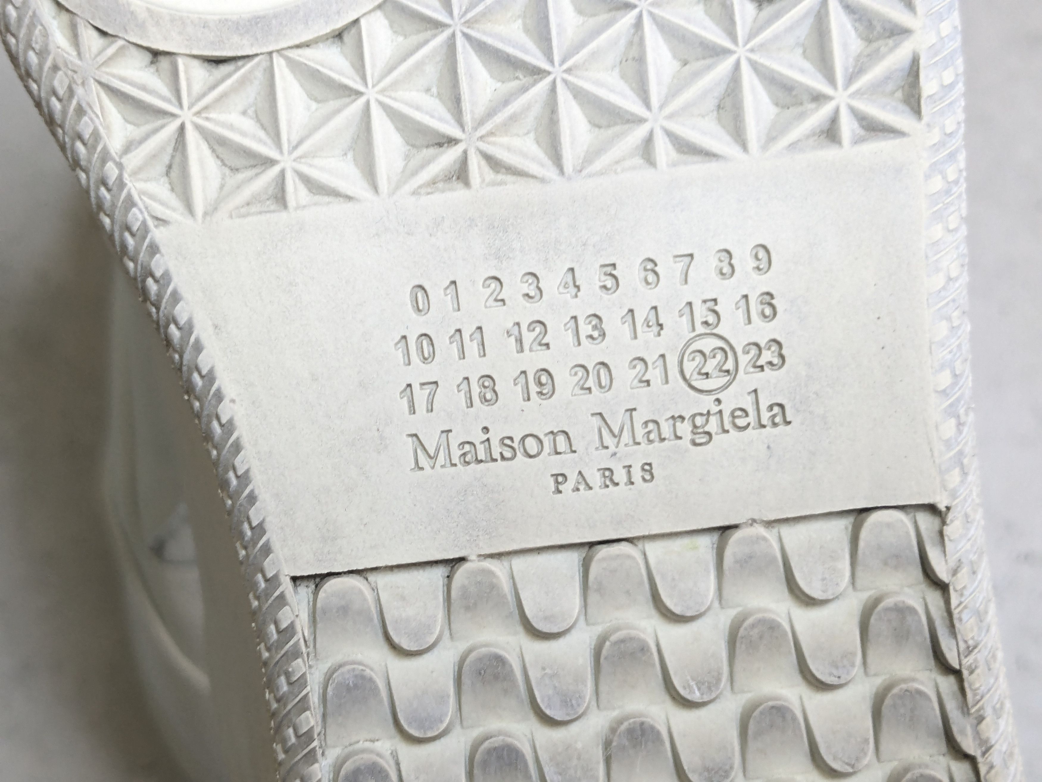 Maison Margiela Maison Marigela Future White 9 42 Low Tops Leather Size US 9 / EU 42 - 17 Thumbnail