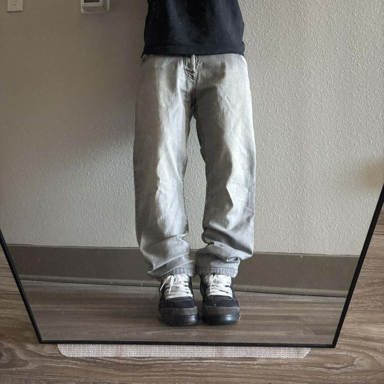 Vintage Crazy Vintage Y2K/2000s Faded Light Grey Grunge Denim Jeans! 31x30 Size US 31 - 1 Thumbnail
