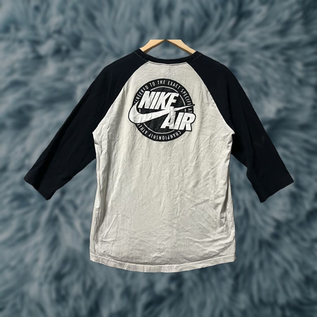 Nike VINTAGE Nike Air T-Shirt 3/4 Sleeve Crew Neck Size L Men Black White Distressed Shirt Size US L / EU 52-54 / 3 - 1 Thumbnail