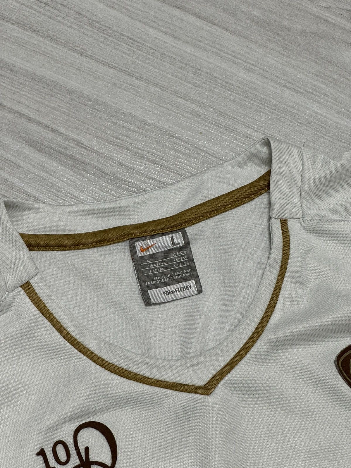 Nike × Vintage Vintage Nike Soccer Jersey Ronaldinho 10 logo Size US L / EU 52-54 / 3 - 7 Thumbnail