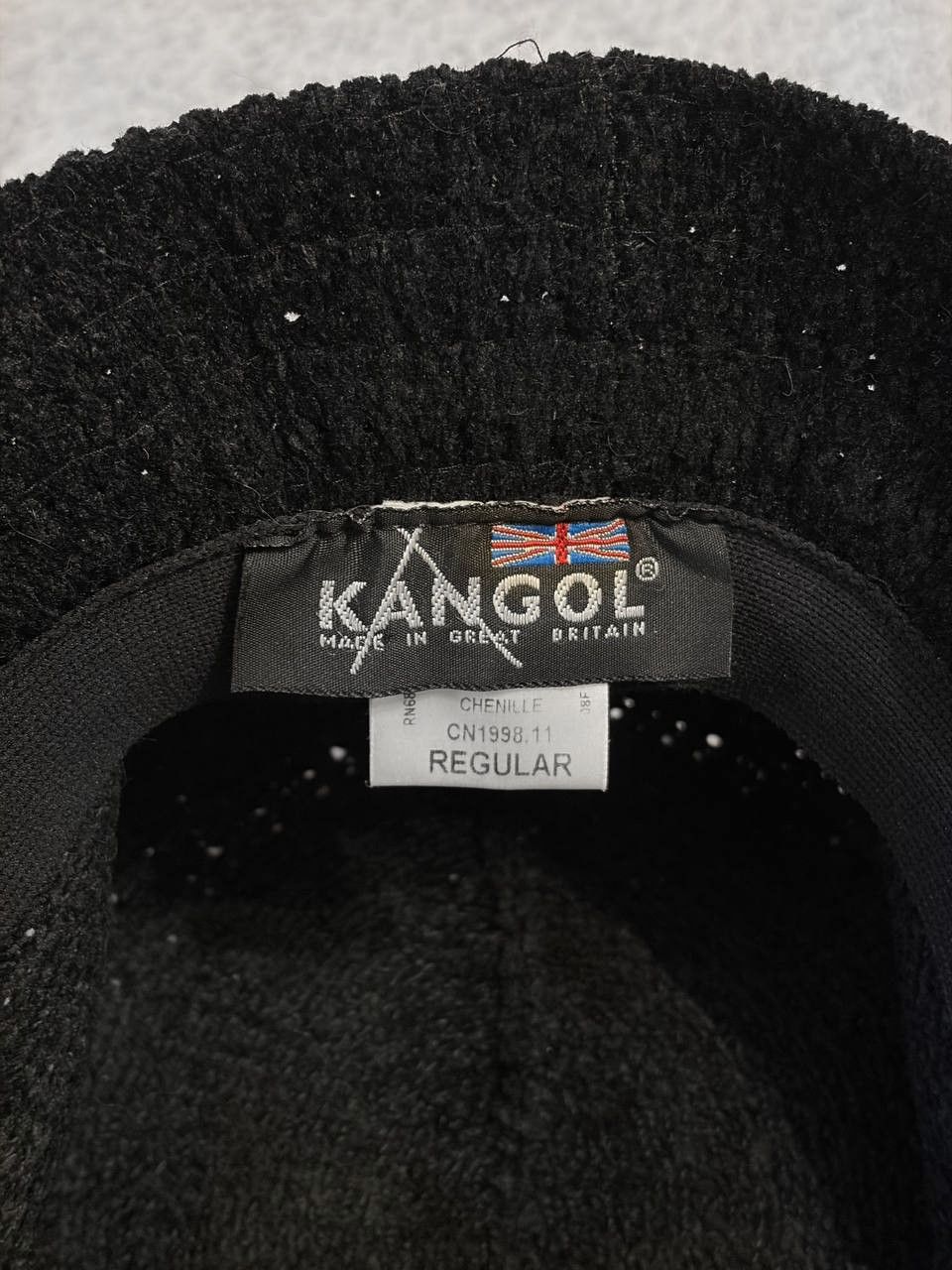 Kangol Kangol Chenille Knit Vintage Bucket Hat Women's Regular Size ONE SIZE - 7 Thumbnail