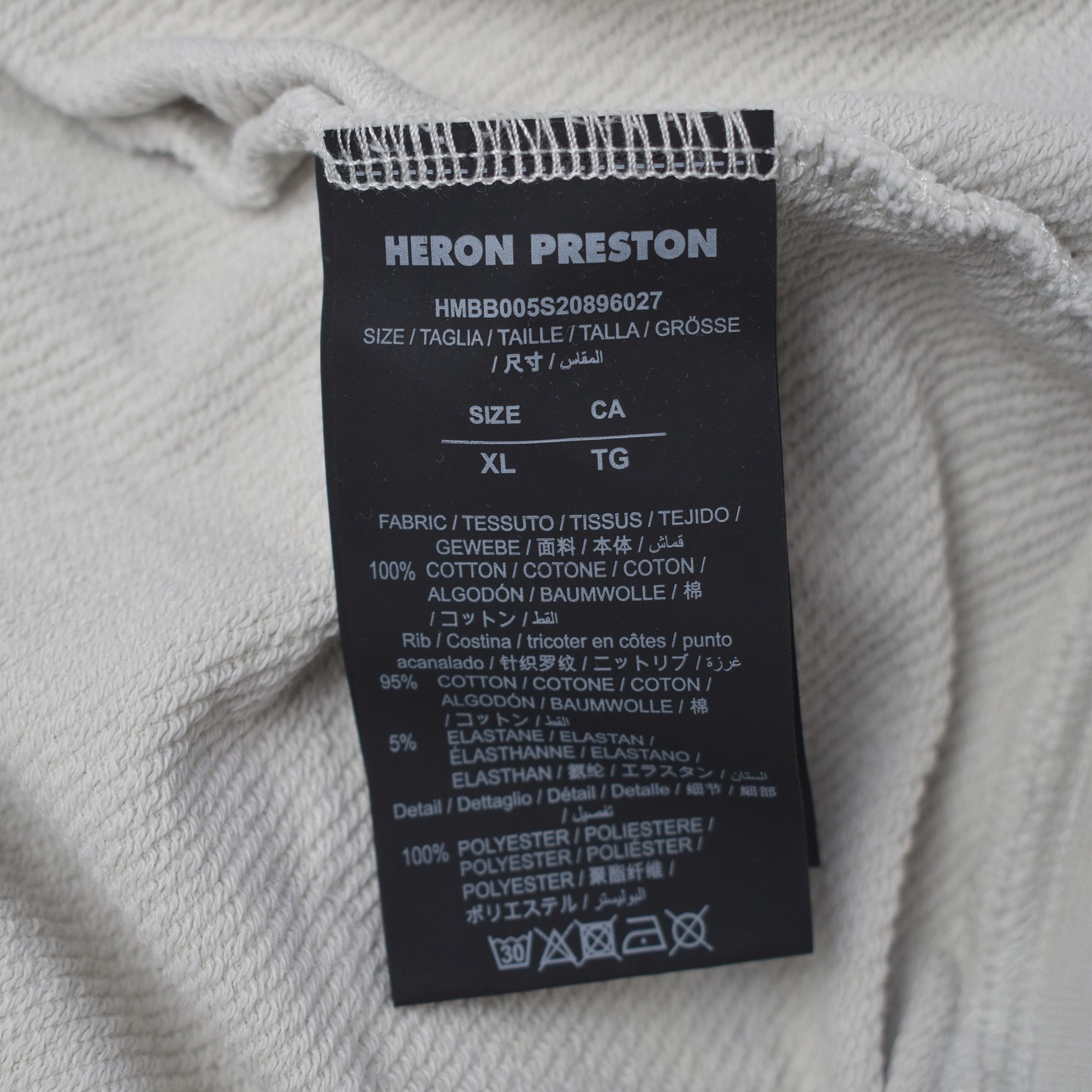 Heron Preston *BNWOT* HERON PRESTON STREETS ARE CRAZY NYC SPRAY HOODIE Size US XL / EU 56 / 4 - 8 Thumbnail