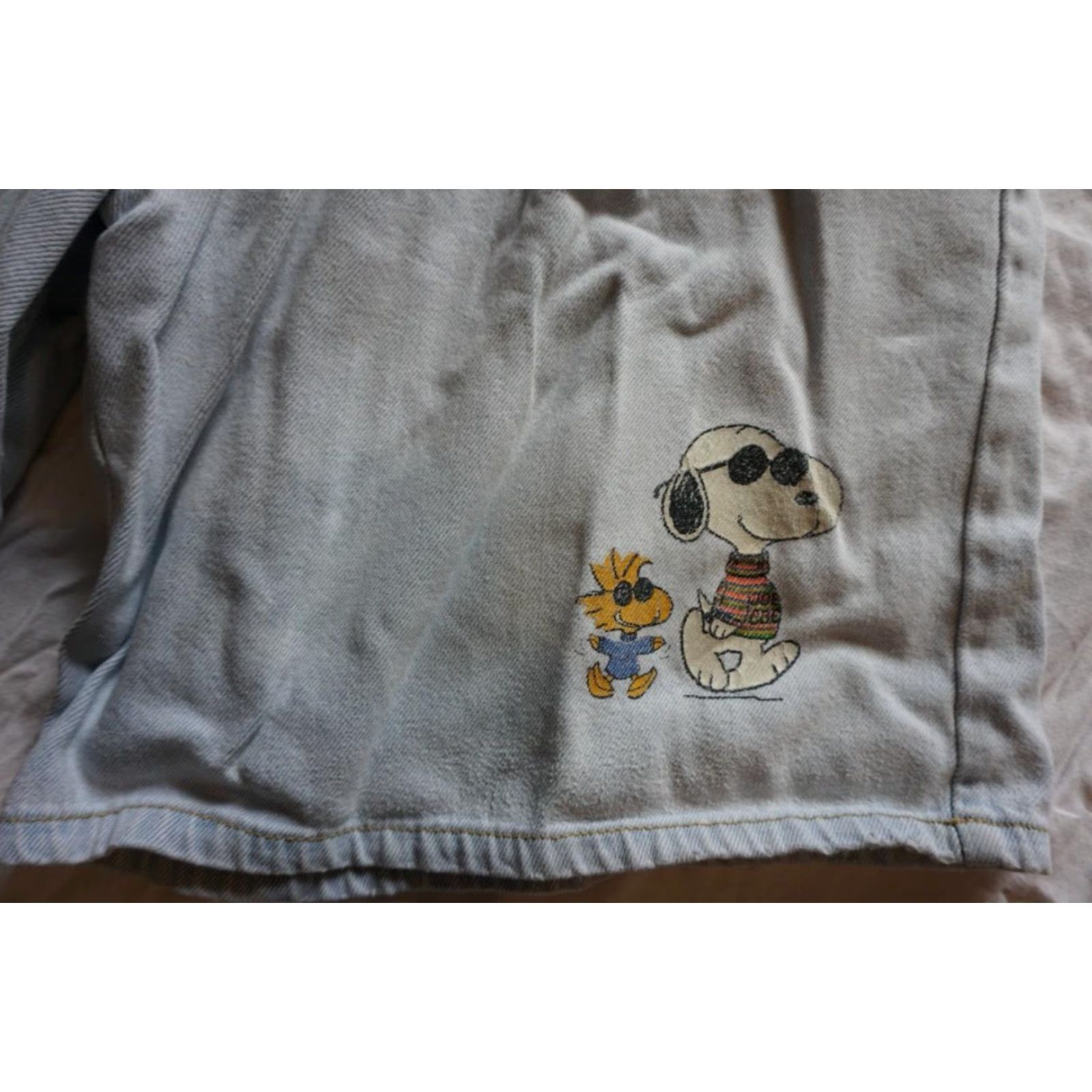 Vintage VINTAGE Denim Shorts Snoopy Joe Cool 1980's 1990's Jeans Shorts Jorts Distressed 32" waist 21" long Cotton Vintage Original Mens Womens Boys Girls Size 24" / US 00 / IT 34 - 3 Thumbnail