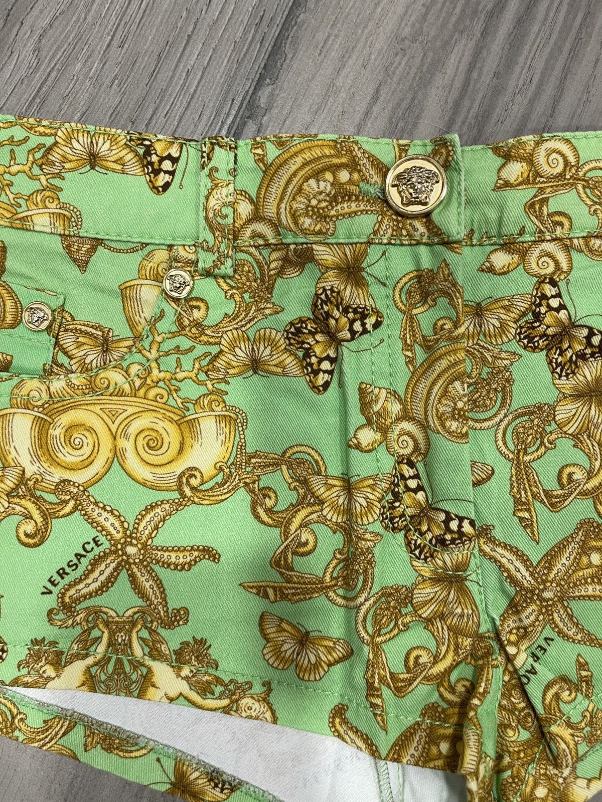 Versace Versace mini shorts Size 26" / US 2 / IT 38 - 4 Thumbnail