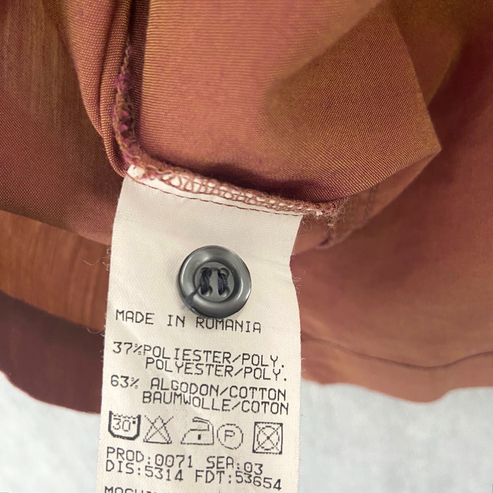 Hugo Boss HUGO BOSS Shirt Adult 17 34/35 Button-Up Long Sleeve Color Shift Orange Yellow Casual Mens Regular size 17 Color Shift Size US XL / EU 56 / 4 - 7 Thumbnail
