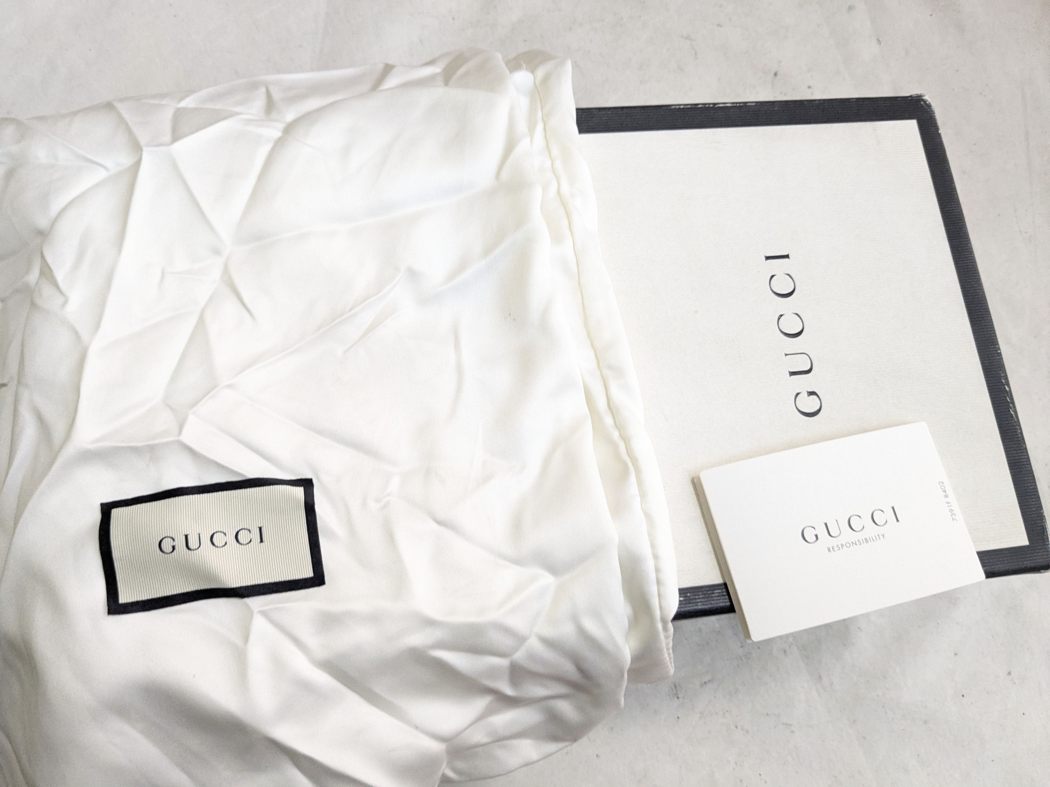 Gucci Gucci Ace Sneakers Bee White 9.5 Low Tops Size US 9.5 / EU 42-43 - 15 Thumbnail