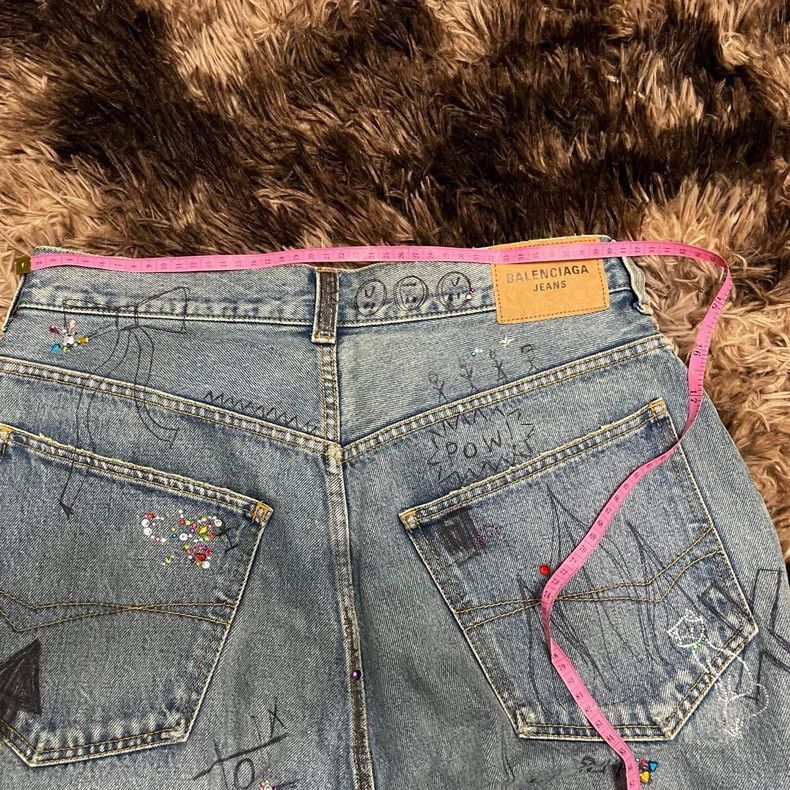 Balenciaga Balenciaga 22FW Crystal Graffiti Baggy Jeans Size US 26 / EU 42 - 6 Thumbnail