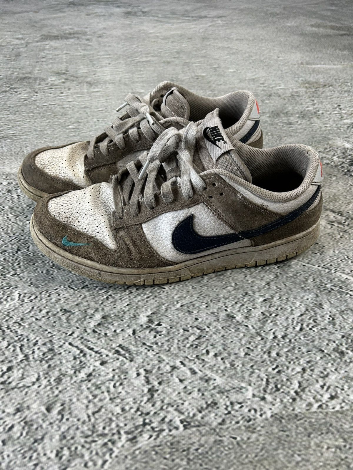 Nike Nike Dunk Low FJ4227-001 White Brown 2022 Size US 9 / EU 42 - 1 Thumbnail