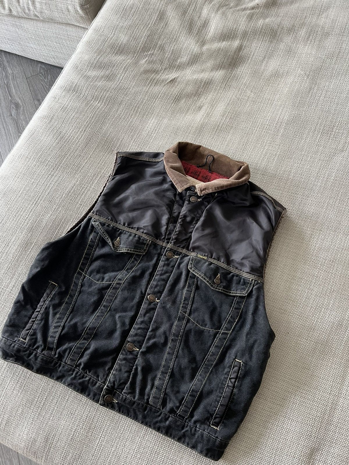 Diesel × Vintage Vintage Diesel Avant Garde Vest 1990s Size US XL / EU 56 / 4 - 6 Thumbnail