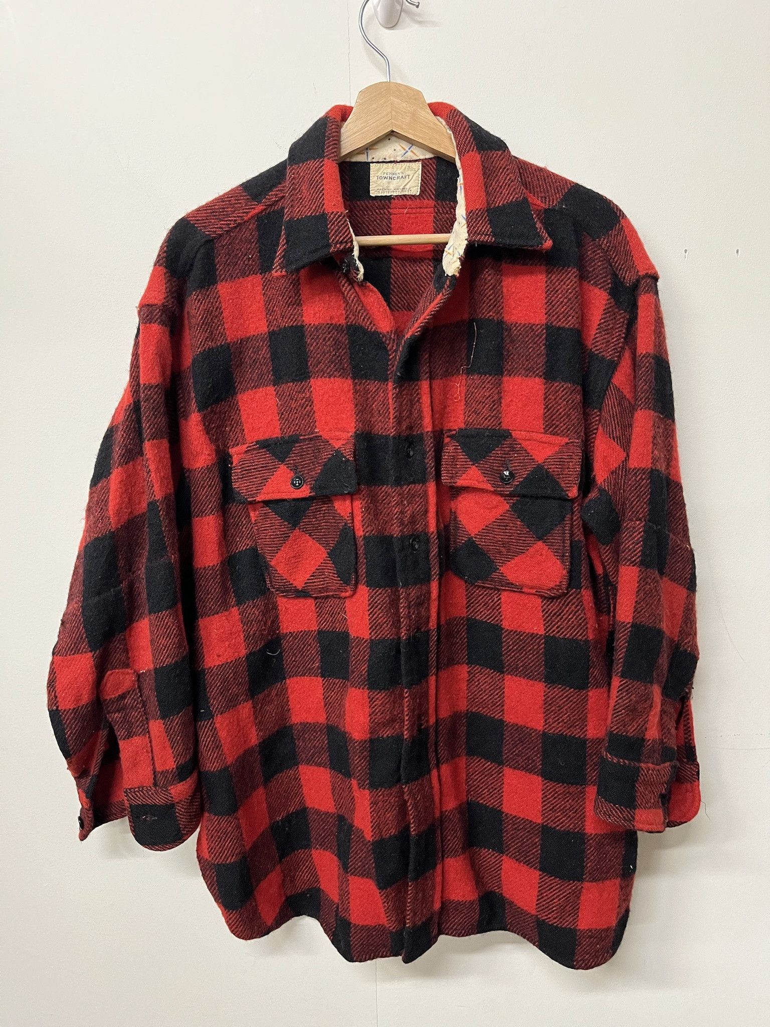 Vintage × Woolrich Woolen Mills Vintage 1990s Buffalo Plaid Thick Wool Flannel Size XL Size US XL / EU 56 / 4 - 1 Thumbnail