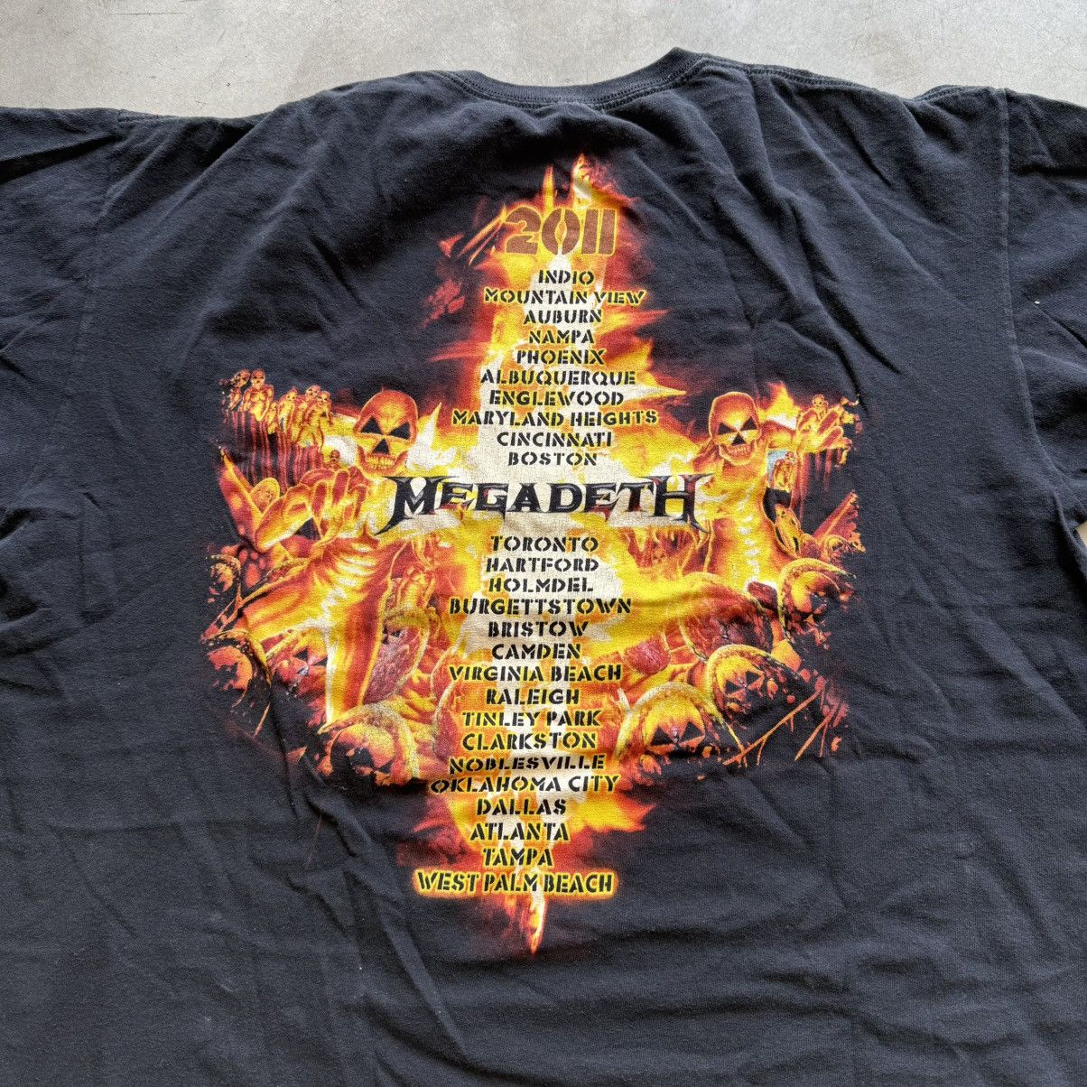 Vintage Vintage Y2K Black Megadeth Band Tee Size US XL / EU 56 / 4 - 4 Thumbnail