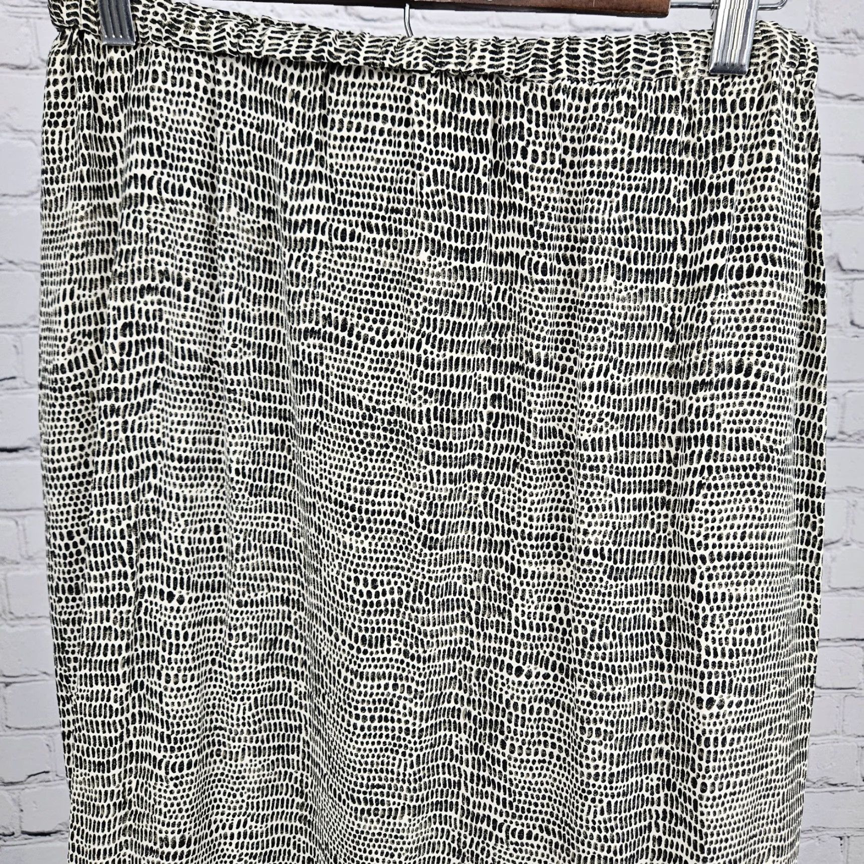 Vintage Allison Taylor Skirt Women 100% Silk Midi Beige Brown Animal Print Slit Drawstring Elastic Waist Small S Bohemian 90s Spring Summer Fall Size 28" / US 6 / IT 42 - 6 Thumbnail