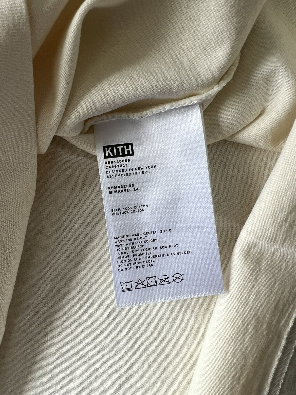 Kith × Marvel Comics Kith Marvel Mysterio Spiderman Vintage Tee “Sandrift” Size US L / EU 52-54 / 3 - 7 Thumbnail