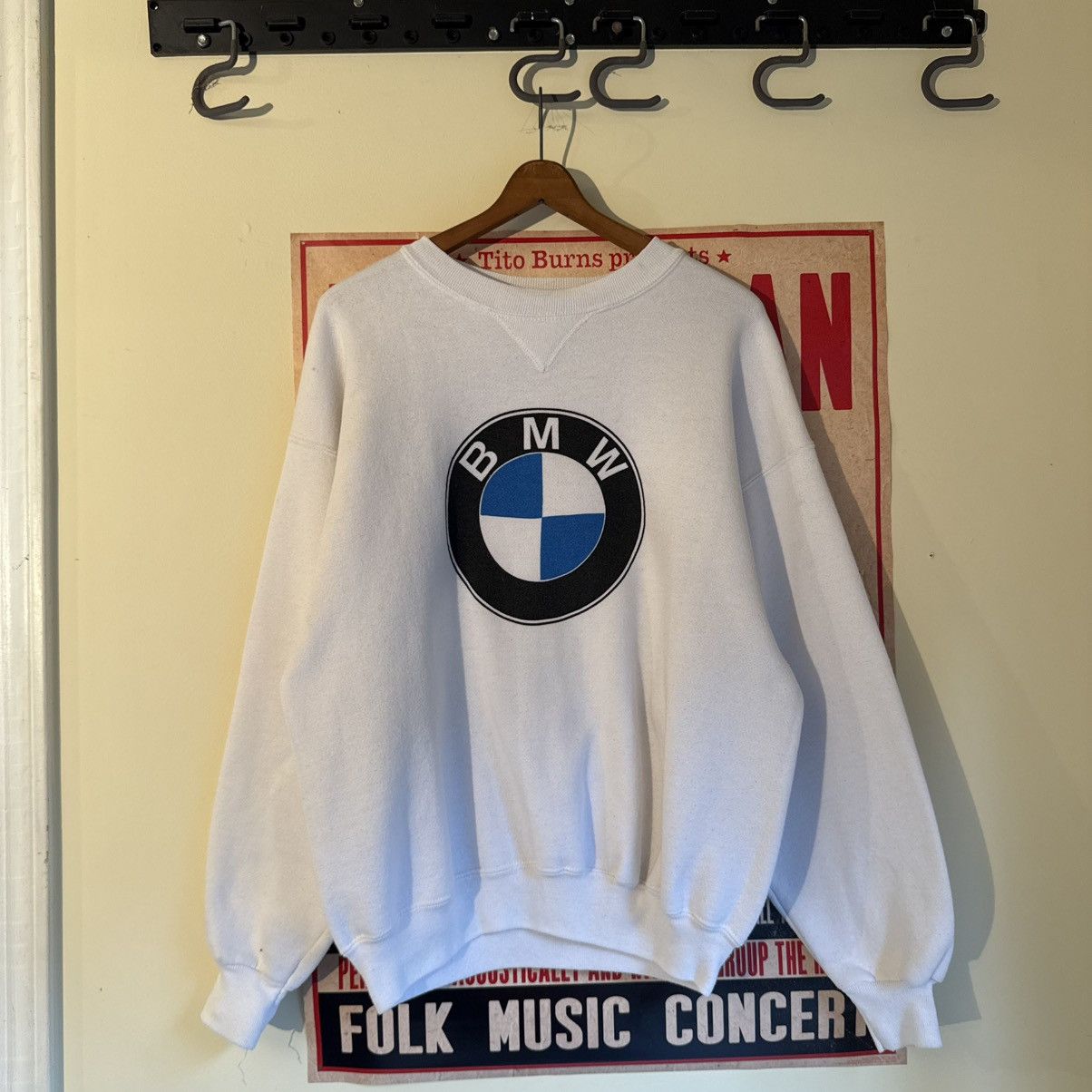 Vintage Vintage BMW Logo Car Crewneck Sweatshirt White 1990s XL Size US XL / EU 56 / 4 - 1 Thumbnail