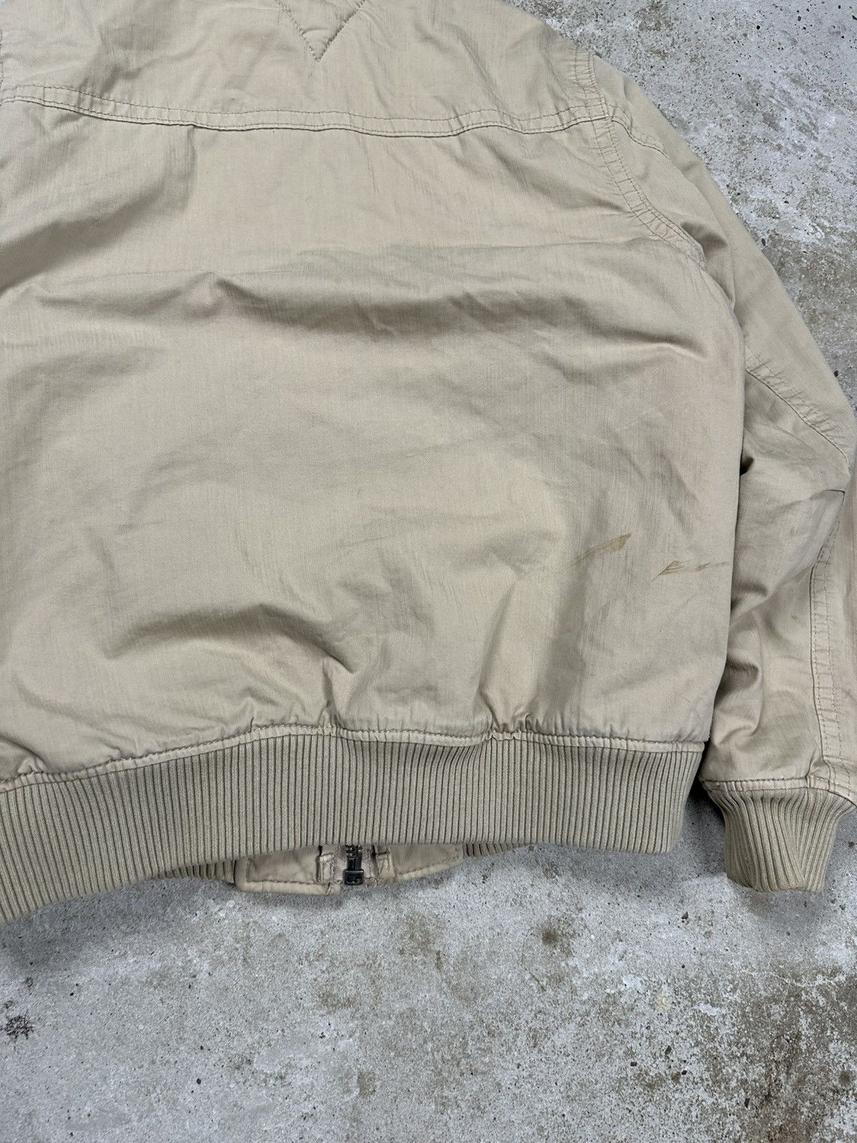 Tommy Hilfiger Vintage Y2K Tommy Hilfiger Beige Distressed Utility Bomber Size US S / EU 44-46 / 1 - 19 Thumbnail