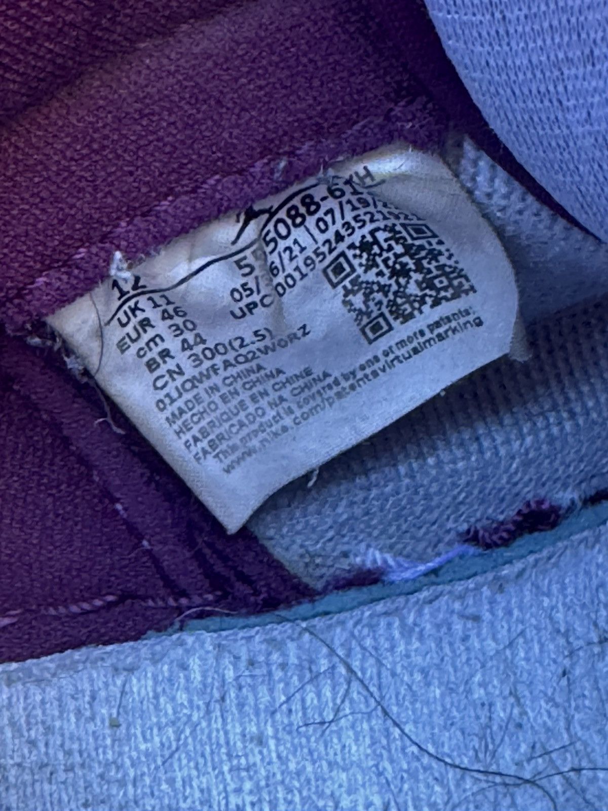 Jordan Brand JORDAN 1 RETRO HIGH OG BORDEAUX SIZE 12 Size US 12 / EU 45 - 8 Thumbnail