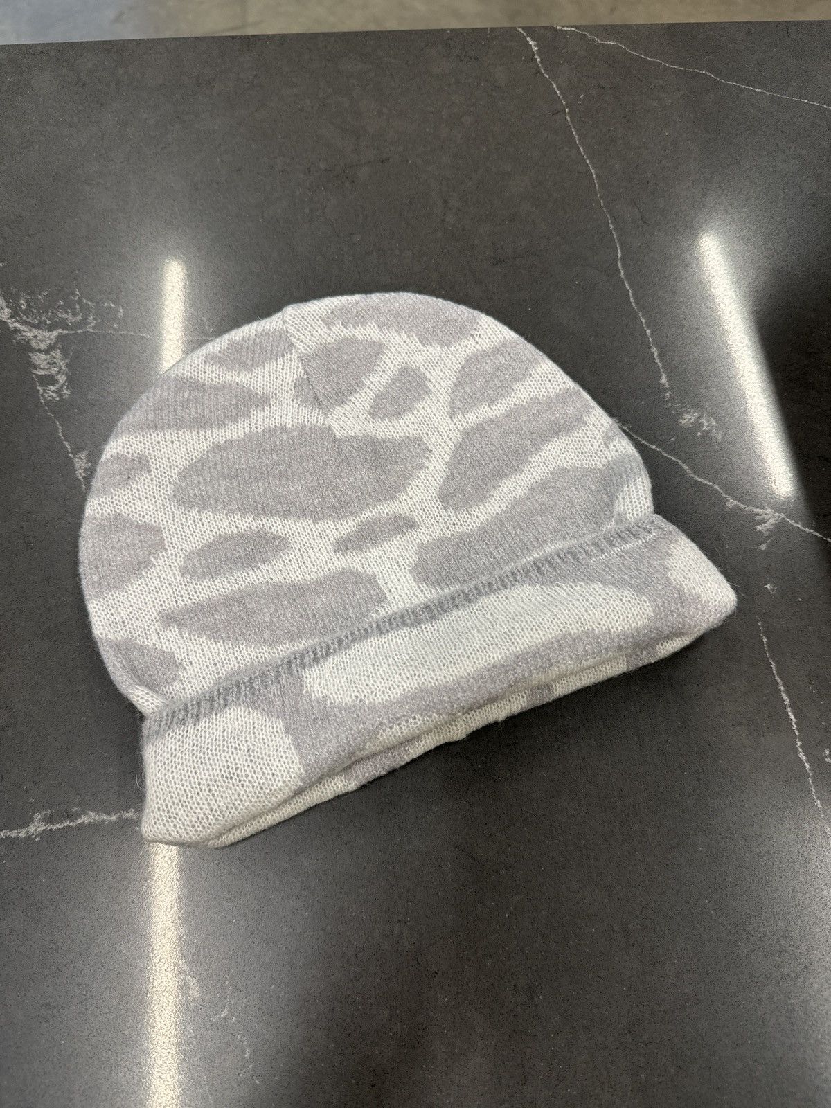 Other Nevereevern Wave Beanie White/Grey Size ONE SIZE - 1 Thumbnail