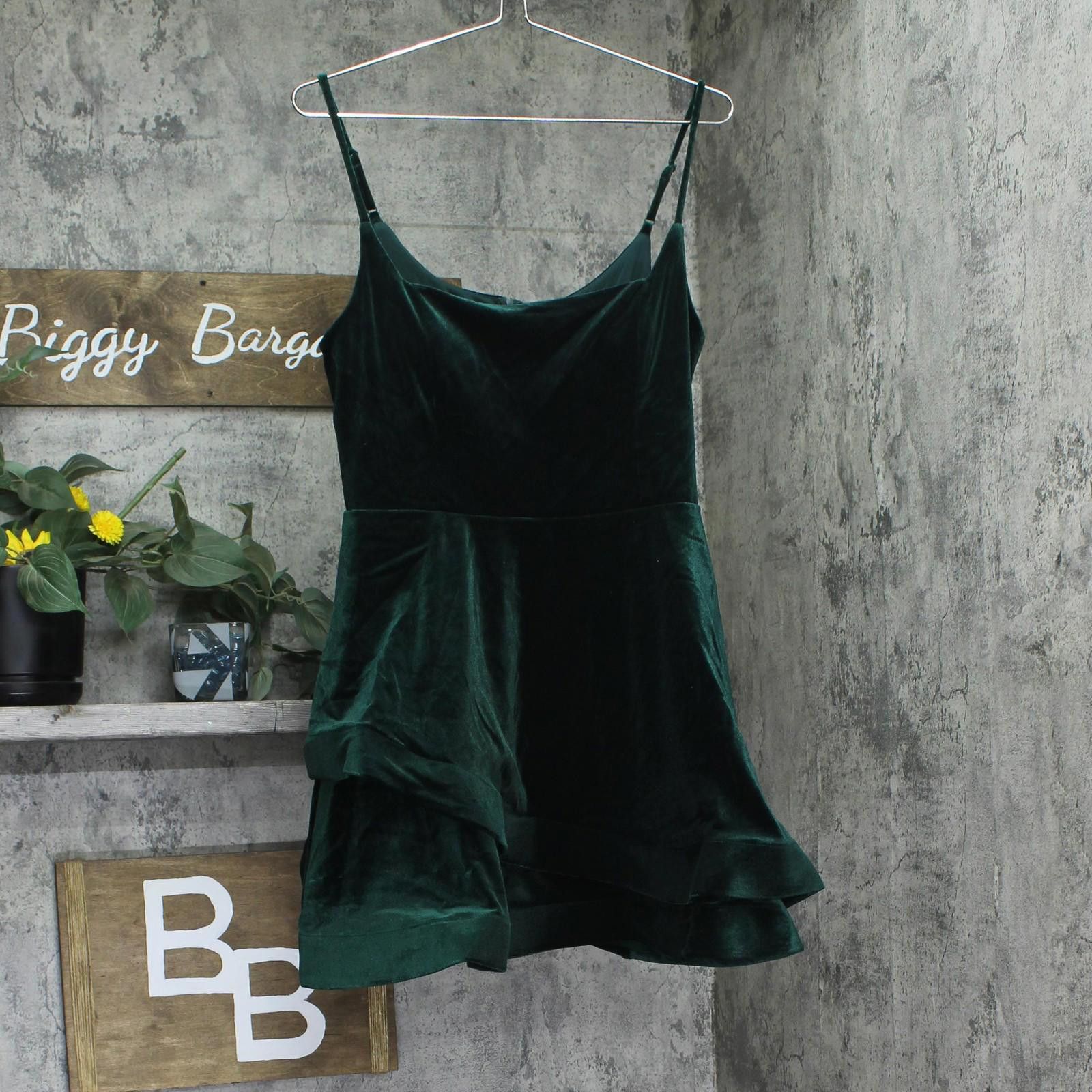 Other Nwt B. Darlin Layered Skirt Mini Dress Dark Green 15/16 Size M / US 6-8 / IT 42-44 - 1 Thumbnail