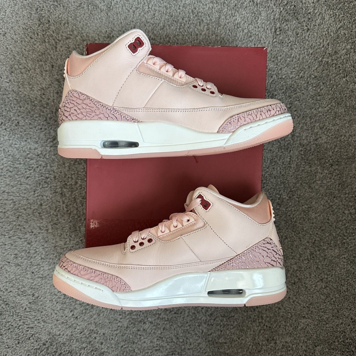 Jordan Brand × Nike Wmns Air Jordan Retro 3 Valentines Day Size US 9.5 / IT 39.5 - 2 Thumbnail
