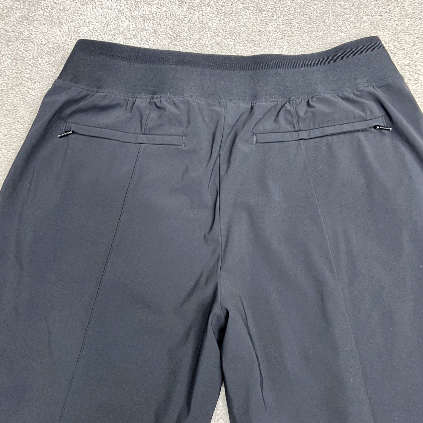 Athleta Athleta Cosmic Kick Flare Pant Women’s 16T Black Pockets Stretch Athletic Tall 34 Inseam Casual Size 38" / US 16 / IT 52 - 7 Thumbnail