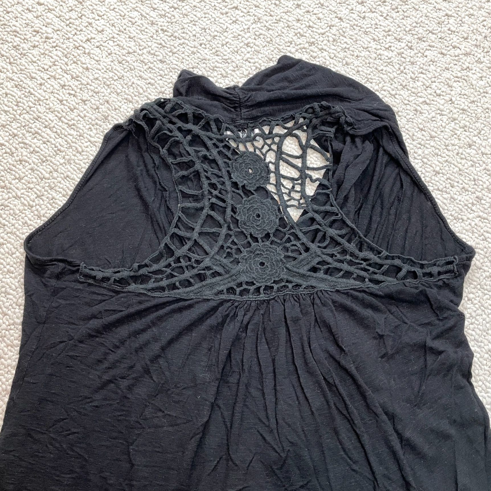 Vintage Caren Sport Tank Top Jersey Womens 1X Black Crochet Back Rayon Spandex Slim Regular Lightweight Stretch Size XL / US 12-14 / IT 48-50 - 8 Thumbnail