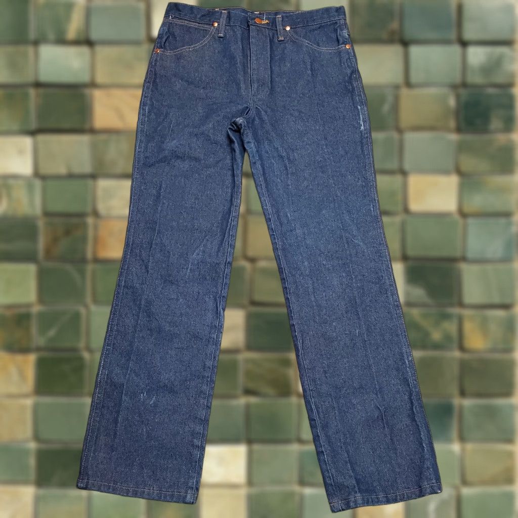 Wrangler Wrangler Jeans Mens 33x31 Blue Denim Cowboy Western Ranch Rodeo Pants 936DEN Jeans Mens 33 Blue Denim Cowboy Western Ranch Rodeo 90s USA Mens Size US 33 - 1 Thumbnail