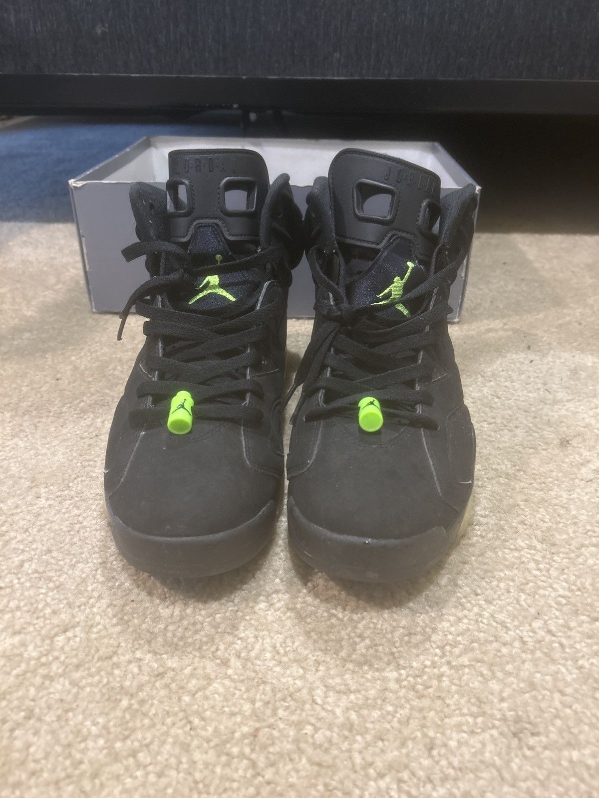 Jordan Brand Jordan 6 Retro Electric Green Size US 11.5 / EU 44-45 - 3 Thumbnail