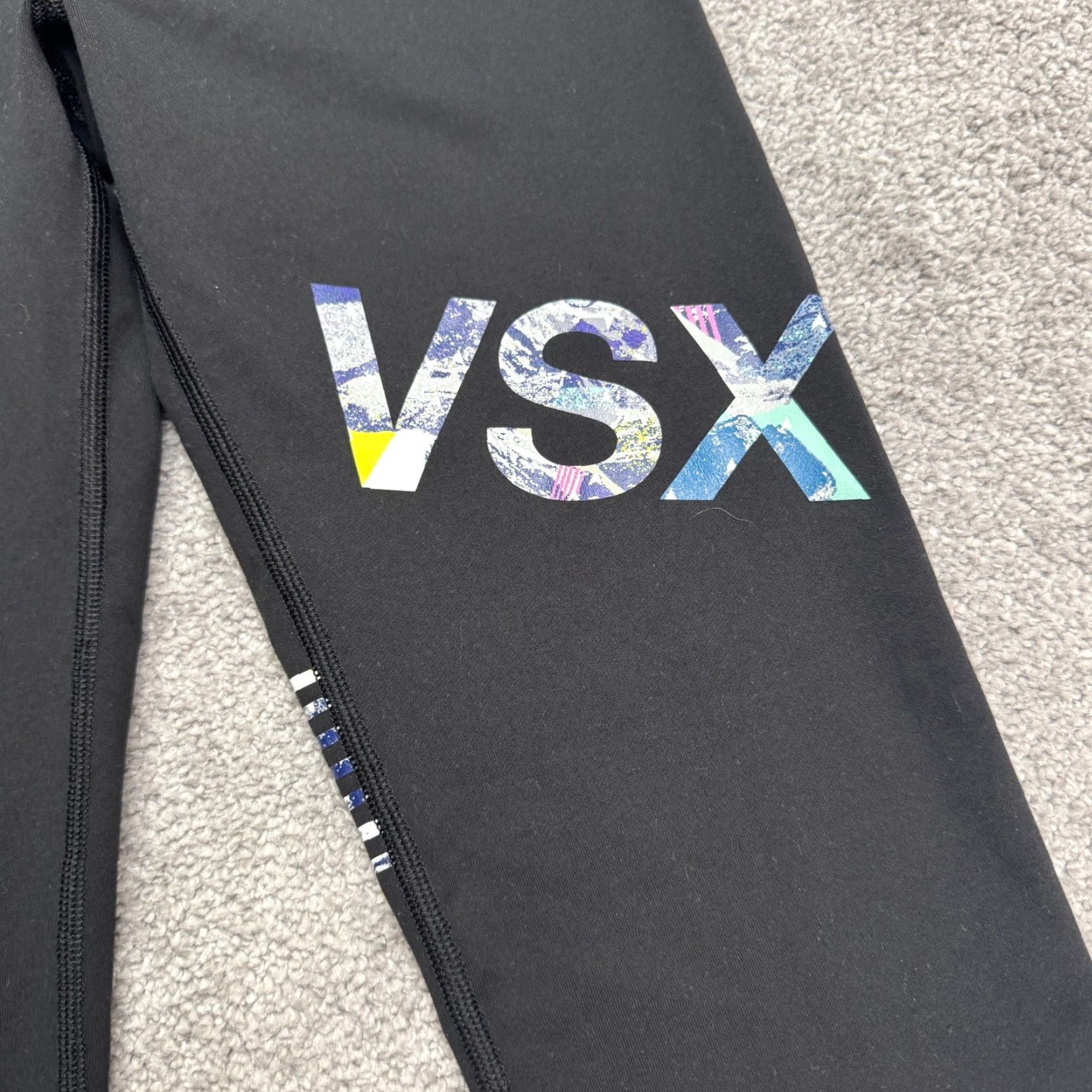 Victoria's Secret VINTAGE Victoria's Secret VSX Sport Knockout Crop Active Leggings Women S Black NWOT Size 28" / US 6 / IT 42 - 5 Thumbnail