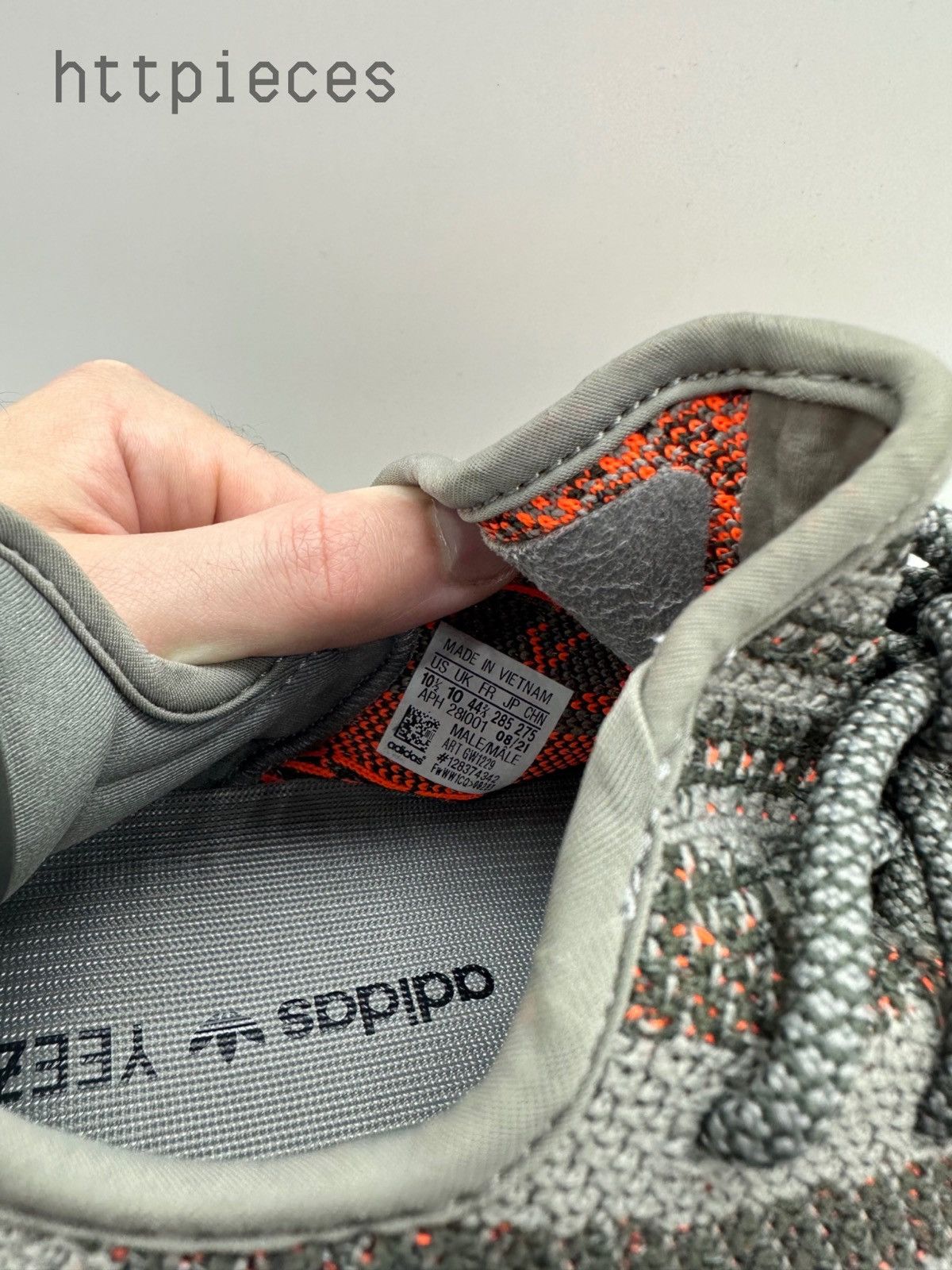 Adidas × Yeezy Yeezy 350 V2 Beluga Rf Size US 10.5 / EU 43-44 - 7 Thumbnail