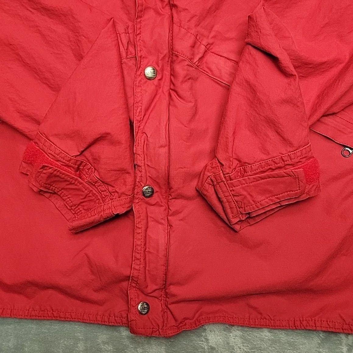 Vintage VTG LL Bean Climbing Jacket Cover Mens XL Red Nylon Cotton Blend Windbreaker Jacket Red XL Mens Size US XL / EU 56 / 4 - 7 Thumbnail