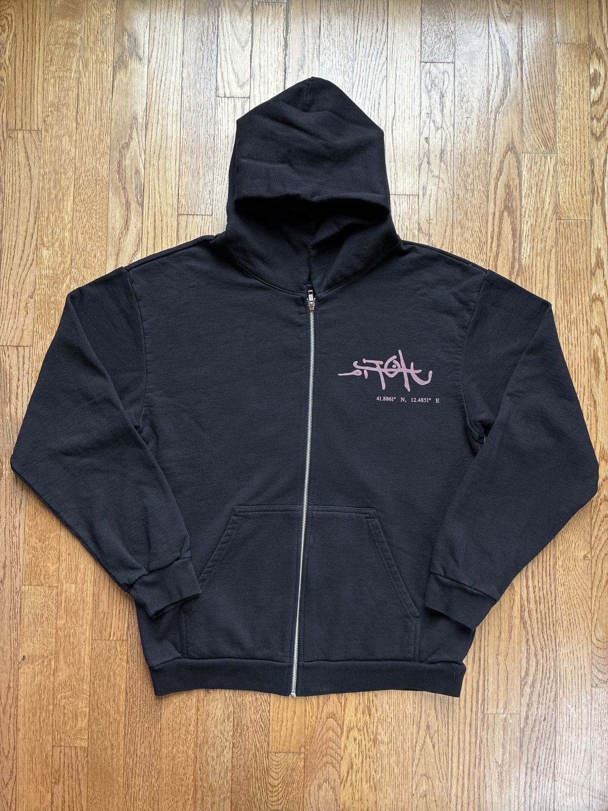 Travis Scott Travis Scott Utopia Rare Zip Up Sz XL Size US XL / EU 56 / 4 - 2 Thumbnail