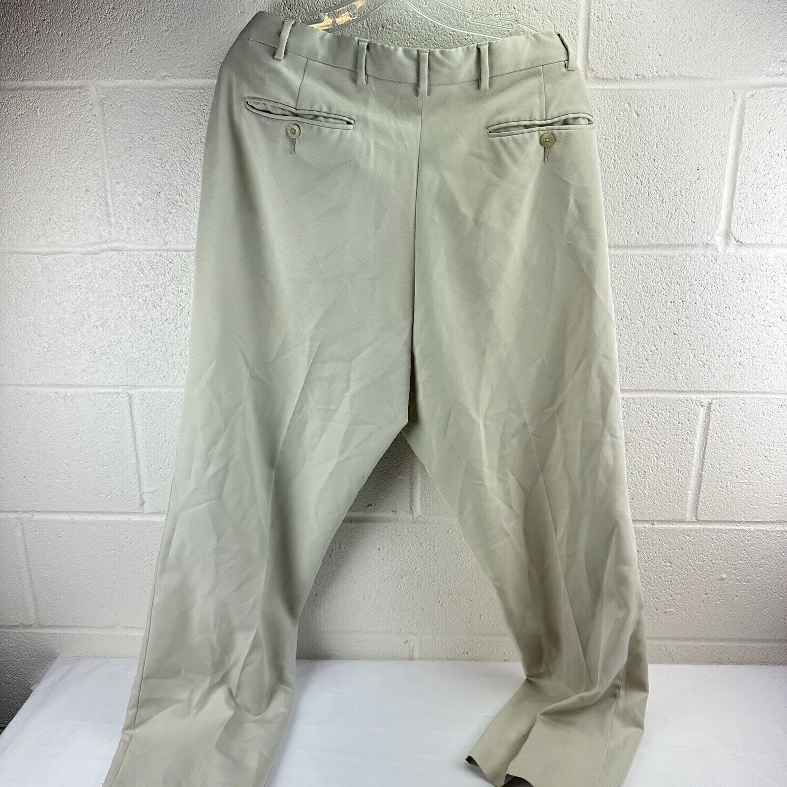 Jos. A. Bank Jos A Bank Leadbetter Golf Pants Men's 38x30 Beige Perform Size US 38 / EU 54 - 3 Thumbnail