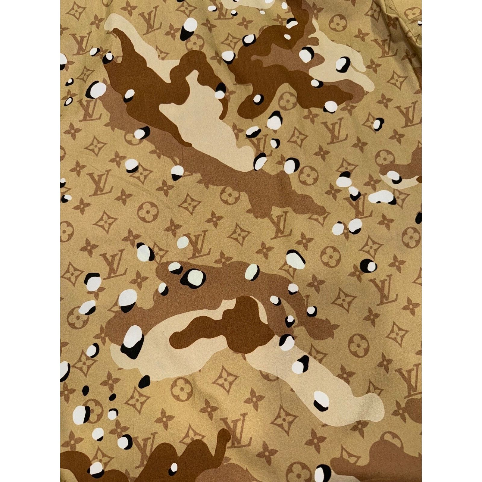 Louis Vuitton Louis Vuitton Desert Camo DNA Long Sleeve Logo Monogram Size US S / EU 44-46 / 1 - 15 Thumbnail