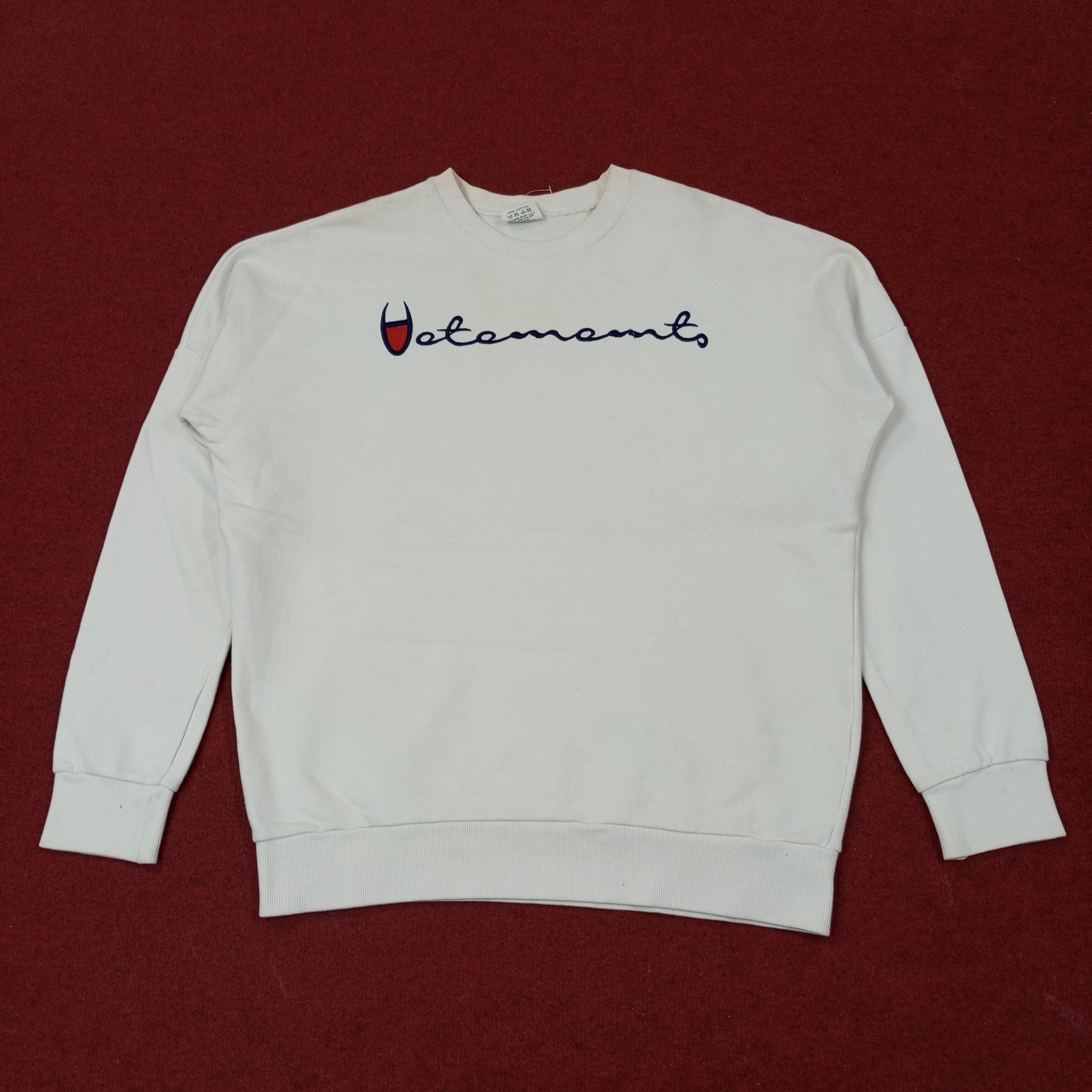 Vintage Vetements X Champion Style Sweatshirt c247n21 Size US XL / EU 56 / 4 - 1 Thumbnail