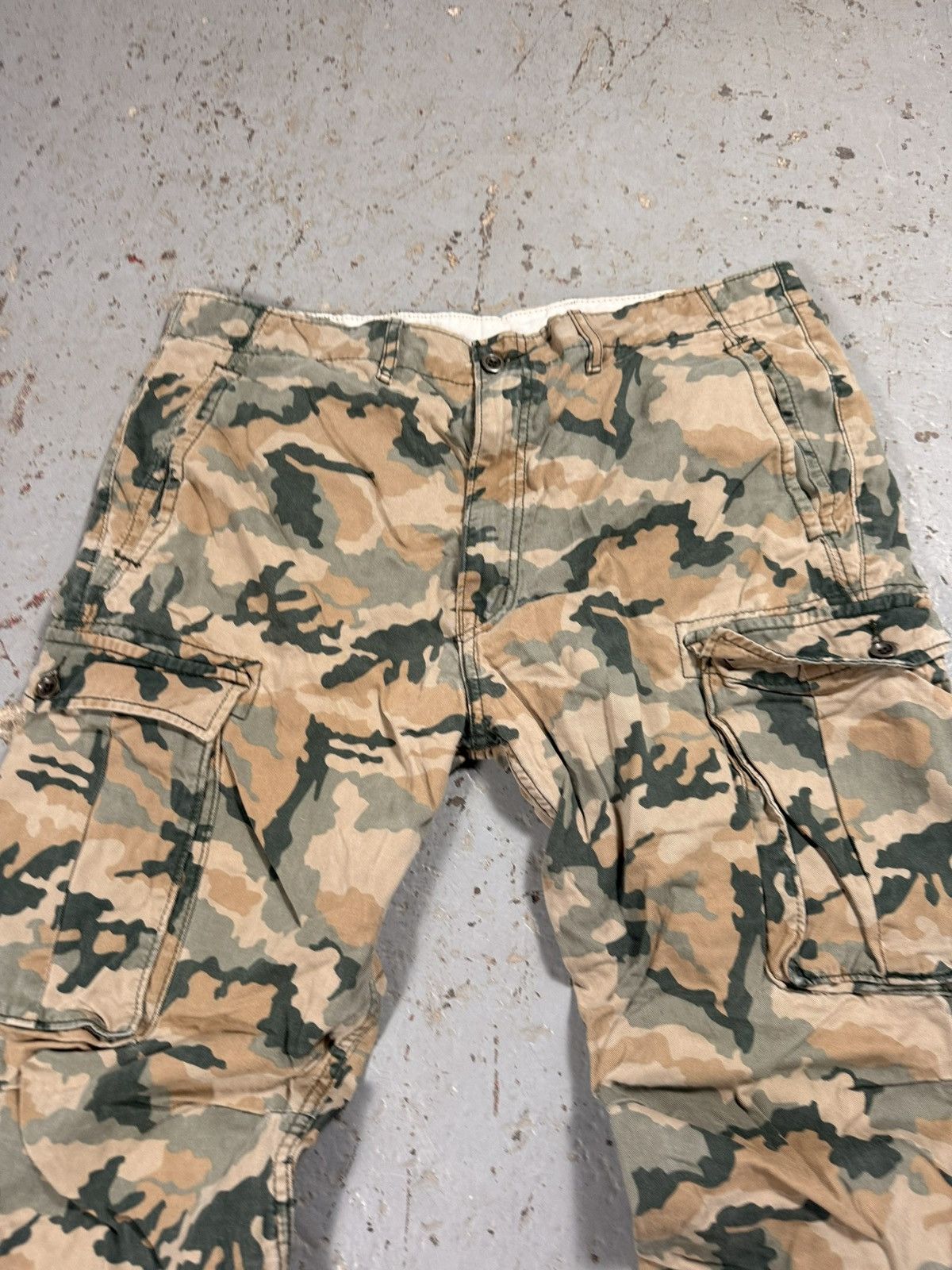 Levi's Vintage Levis Cargo Camo Pants Size US 34 / EU 50 - 4 Thumbnail