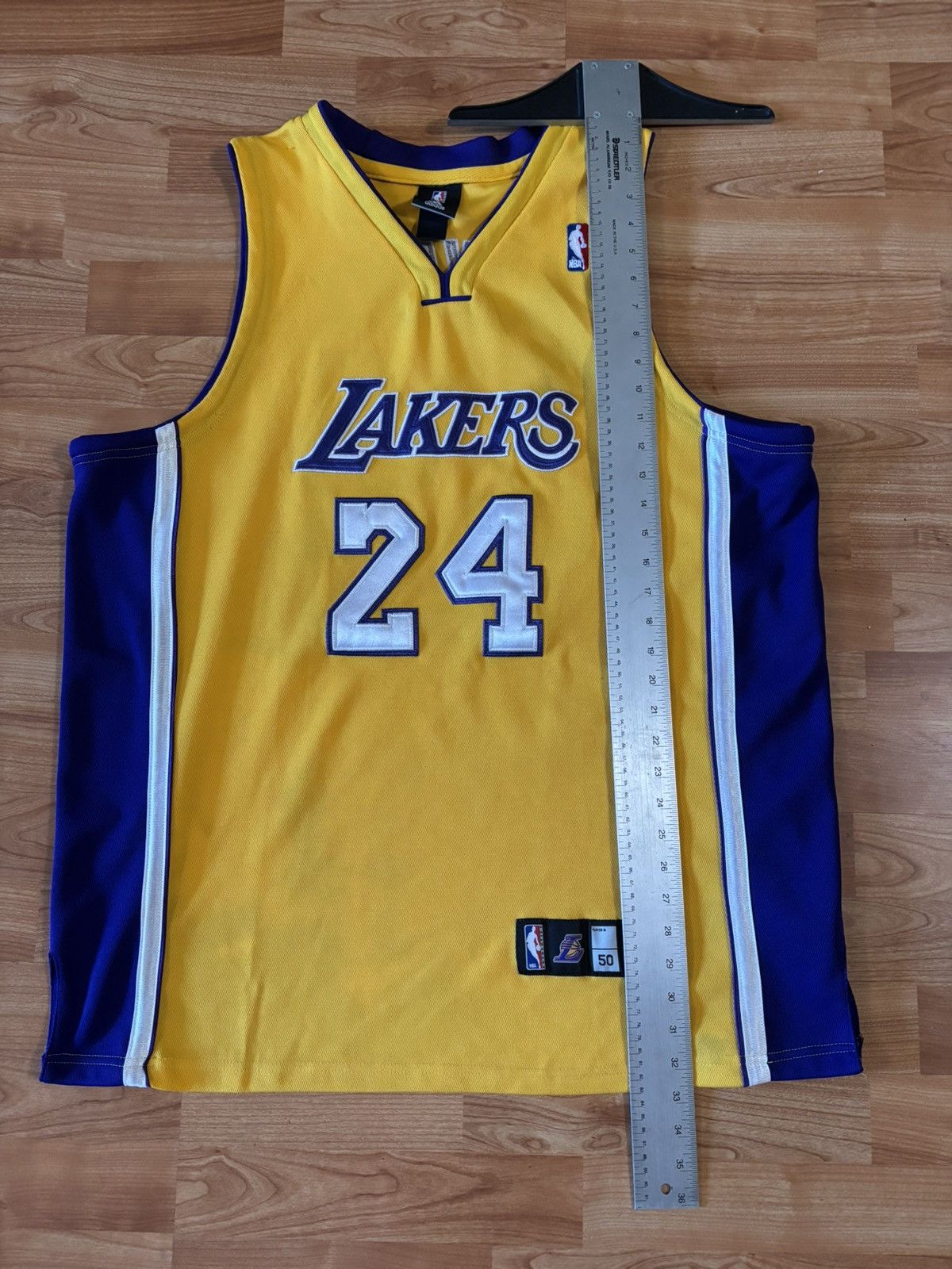 Adidas Vintage Adidas Kobe Bryant Lakers yellow sz XL jersey Size US XL / EU 56 / 4 - 2 Thumbnail