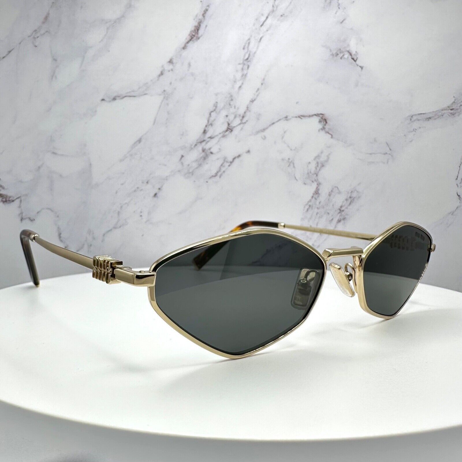 Miu Miu New MIU MIU Runway Hexagon Gold Metal Sunglasses Logo Size ONE SIZE - 19 Thumbnail