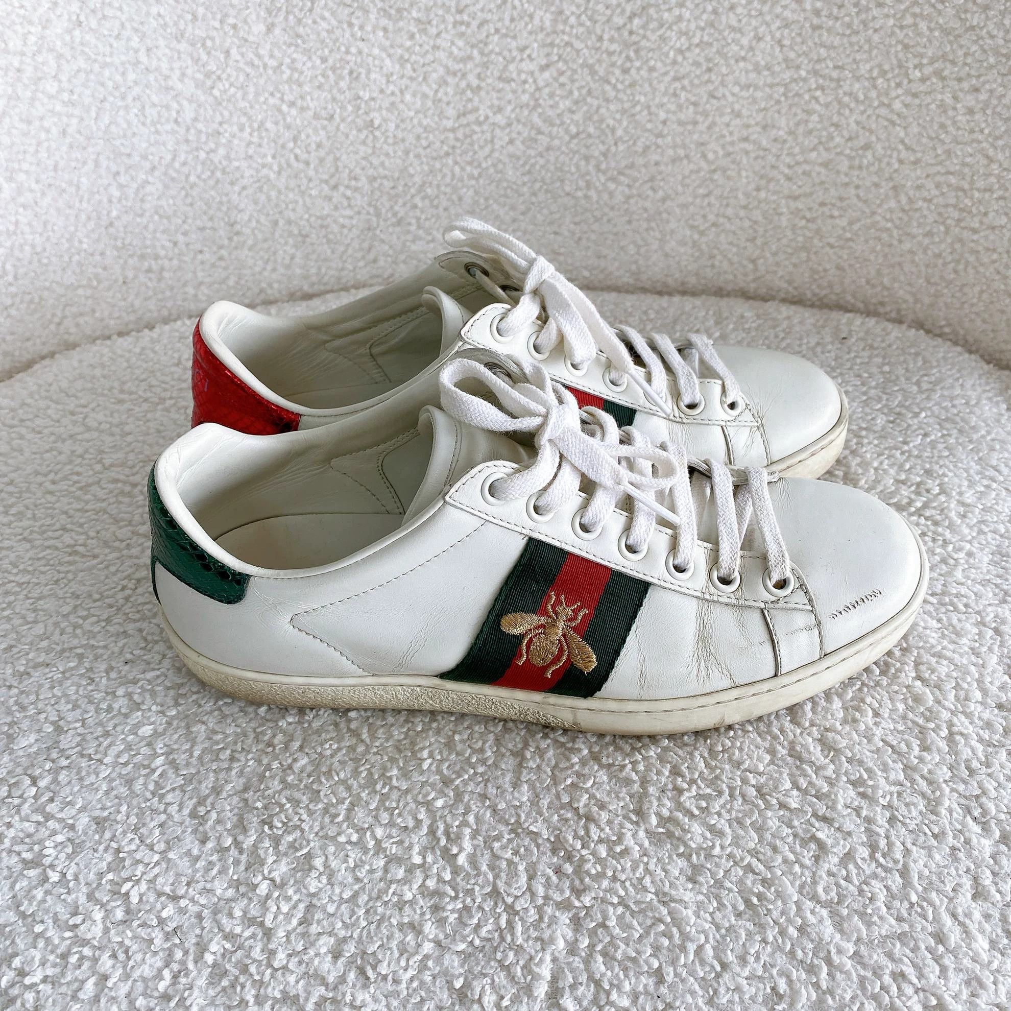 Gucci Gucci white flats size 35 7313 Size US 4.5 / IT 34.5 - 3 Thumbnail