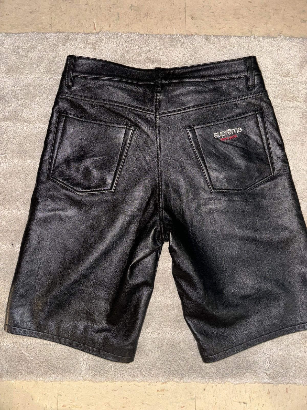 Supreme Supreme Black Leather Baggy shorts Size US 30 / EU 46 - 7 Thumbnail