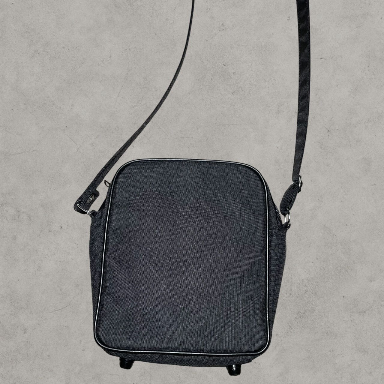 Comme des Garcons Comme Des Garçons CDG Black Nylon Logo Crossbody Bag Size ONE SIZE - 3 Thumbnail