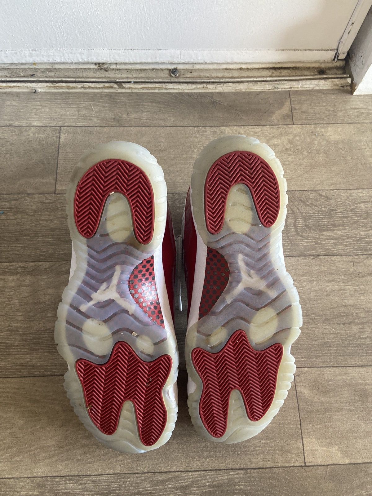 Jordan Brand Jordan 11 cherry size 12 Size US 12 / EU 45 - 5 Thumbnail