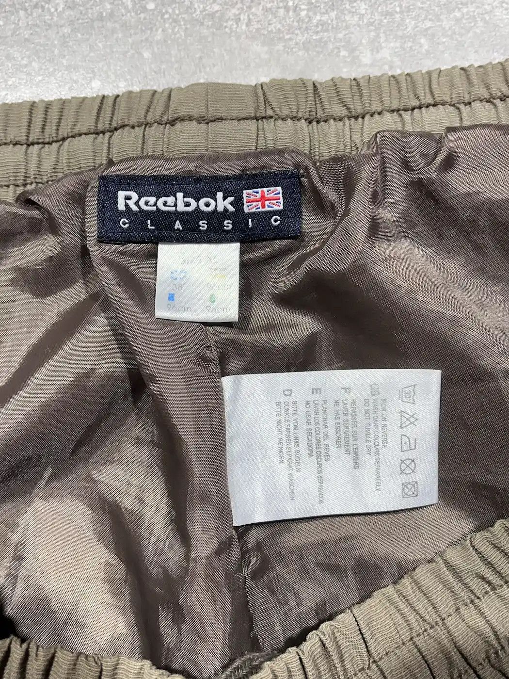 Reebok × Vintage Vintage 90s Reebok Nylon Pants Drill Y2k Style Size US 36 / EU 52 - 9 Thumbnail