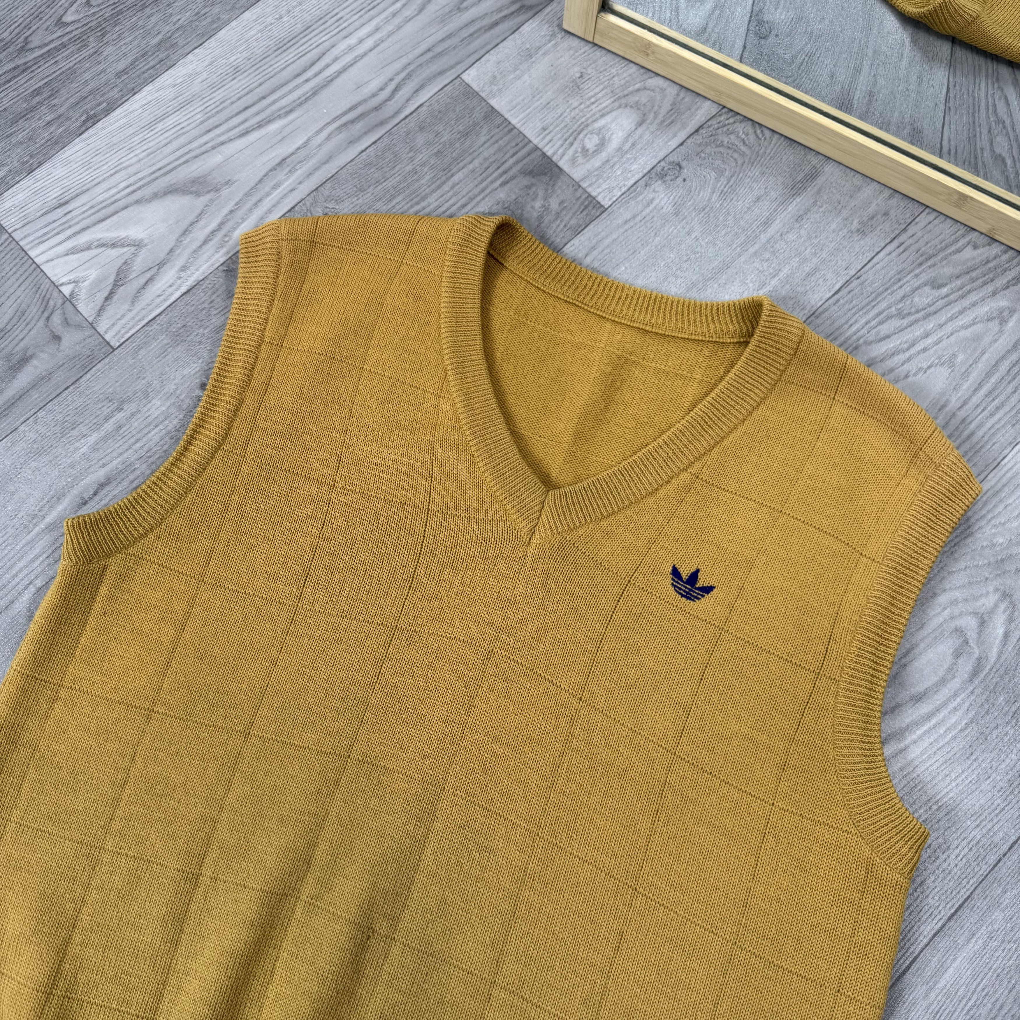 Adidas Vintage Adidas 70's Sweater Knit Vest Size US M / EU 48-50 / 2 - 5 Thumbnail