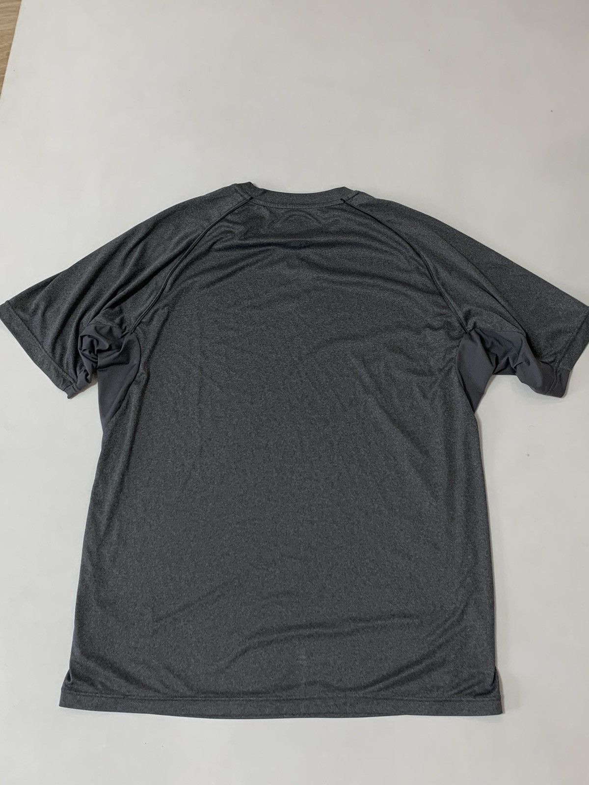 Oakley × Vintage Oakley Reflected Logo Tee Size US XL / EU 56 / 4 - 10 Thumbnail