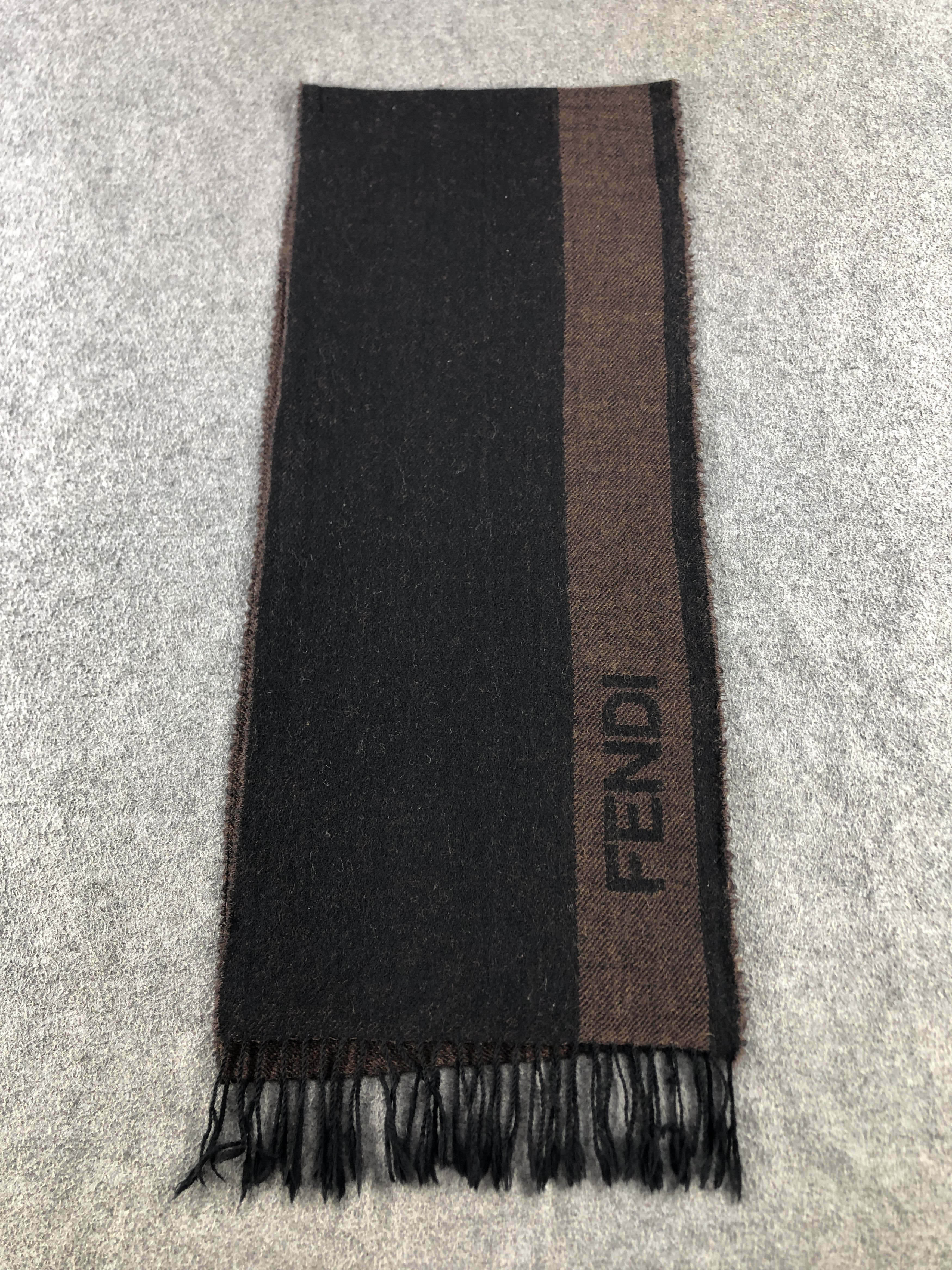 Fendi Fendi Scarf / Muffler / Neckwear P838 Size ONE SIZE - 4 Thumbnail
