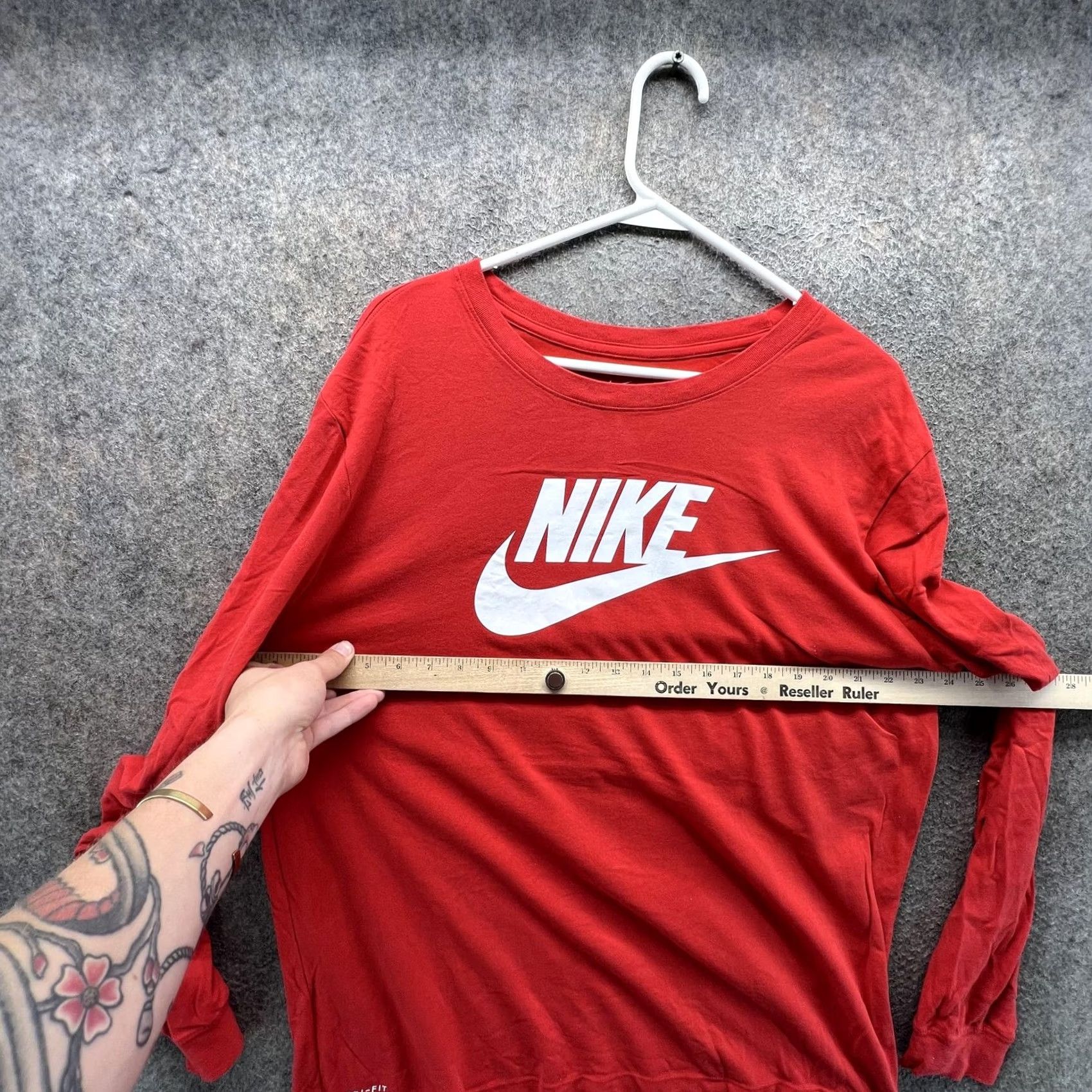 Nike Nike Dri-FIT Long Sleeve Tee Mens XL Red Logo Athletic Running Shirt Size US XL / EU 56 / 4 - 5 Thumbnail