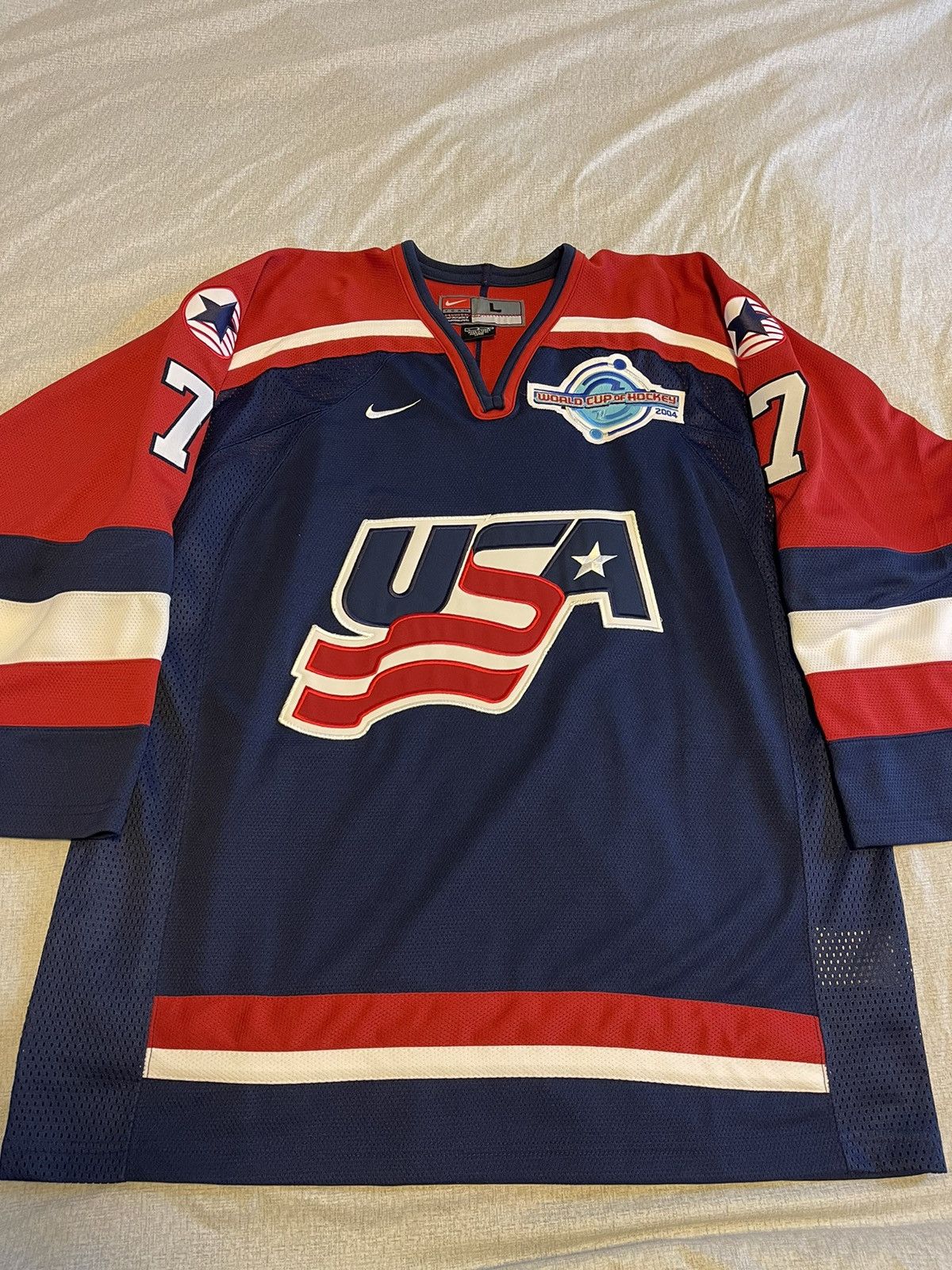 image of Nike Air Size Large Hockey Keith Matthew Tkachuk Usa Jersey in Blue, Men's