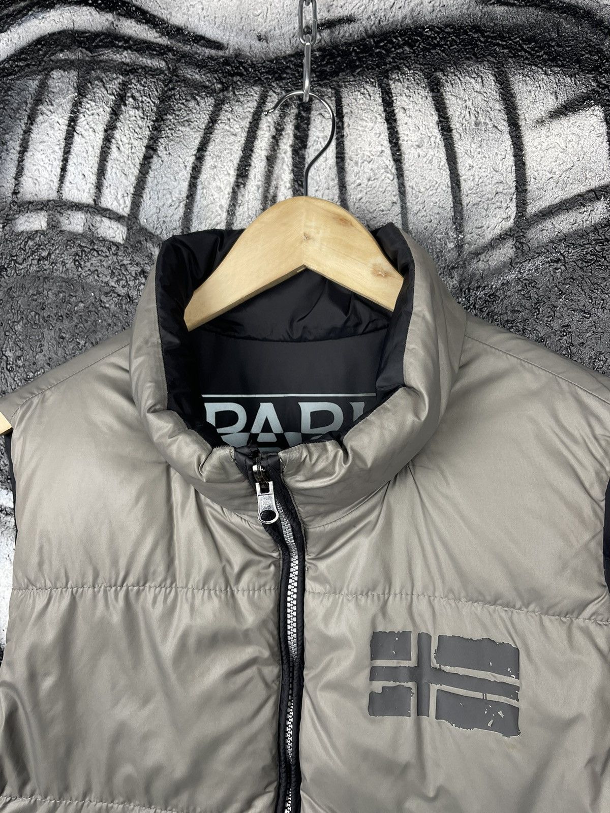 Napapijri Napapijri Big Logo Double Sided Down Vest Men’s Size L Size US L / EU 52-54 / 3 - 16 Thumbnail