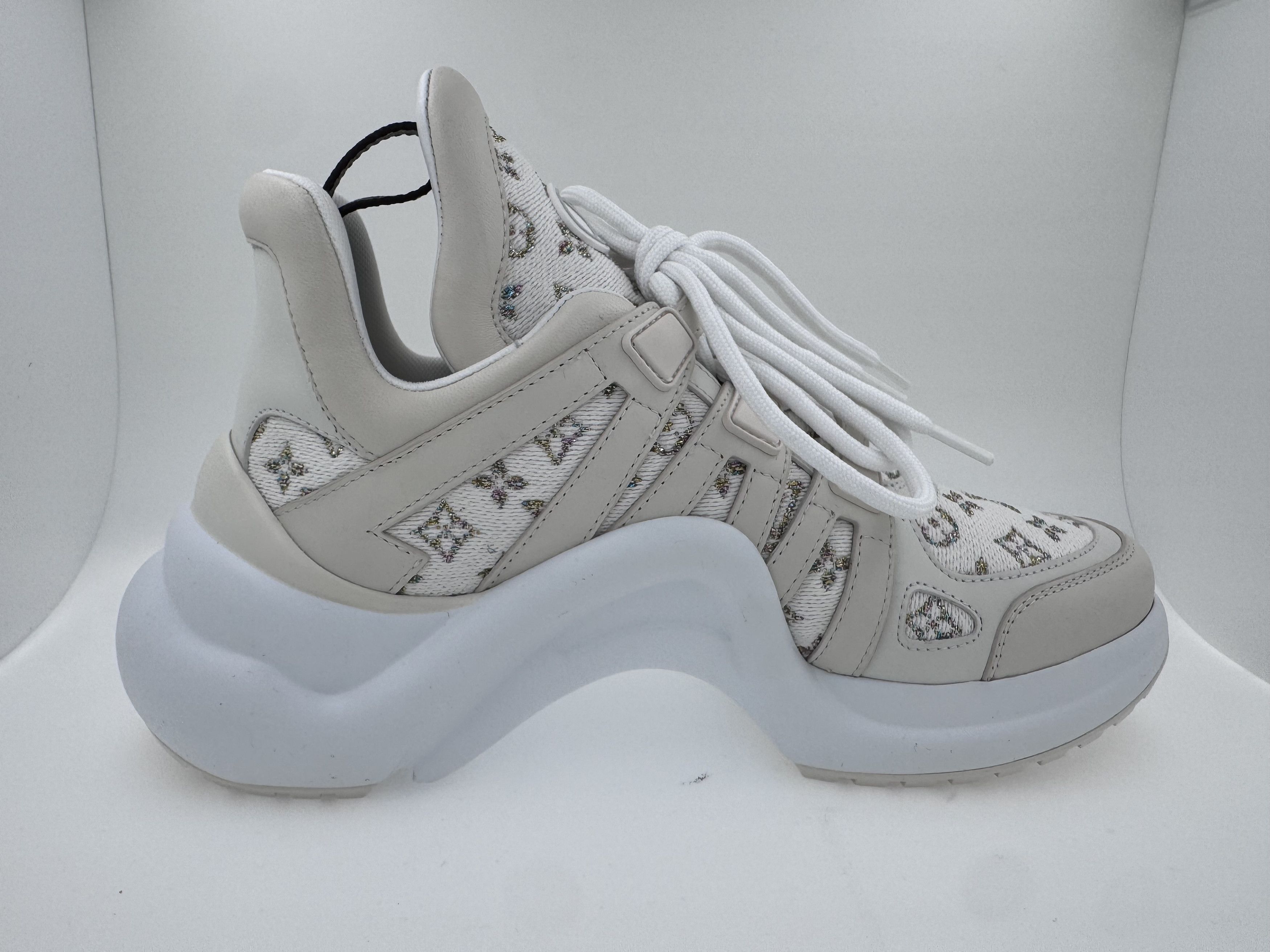 Louis Vuitton Louis Vuitton Archlight Monogram Size US 7 / IT 37 - 1 Thumbnail